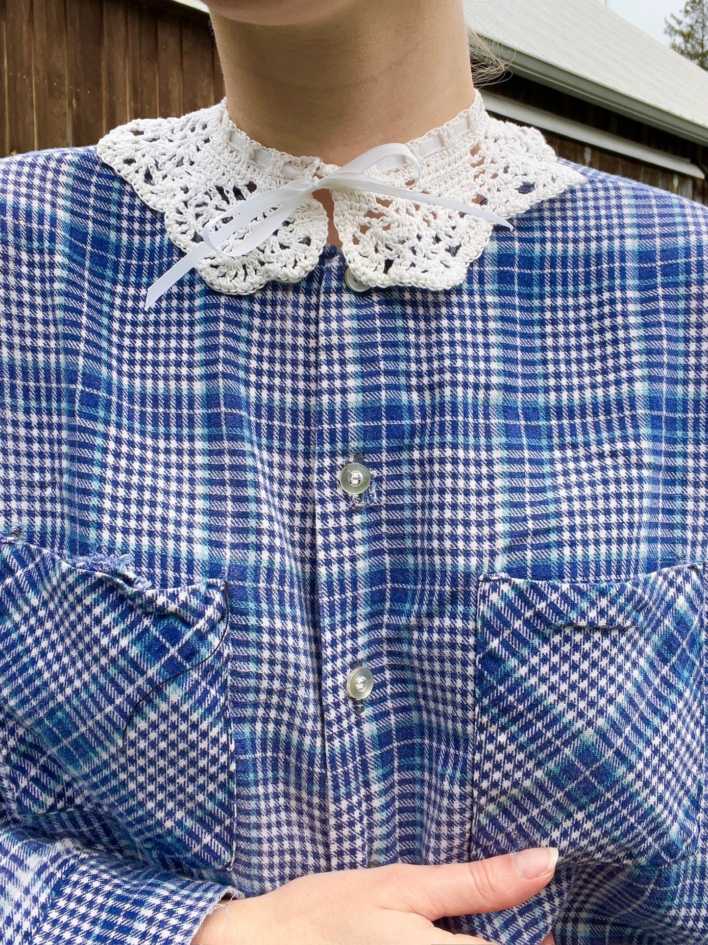 Victorian Style Crochet Collar -Small w/ Bow