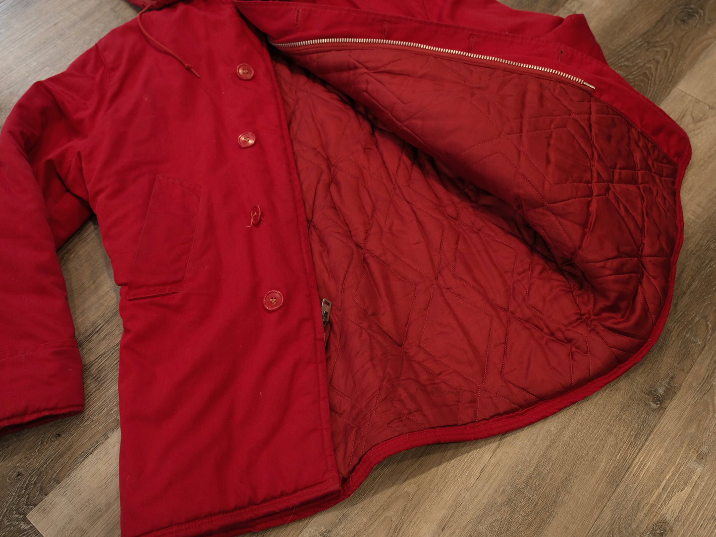 Vintage Red Insulated Canvas Hooded Coat | Medium