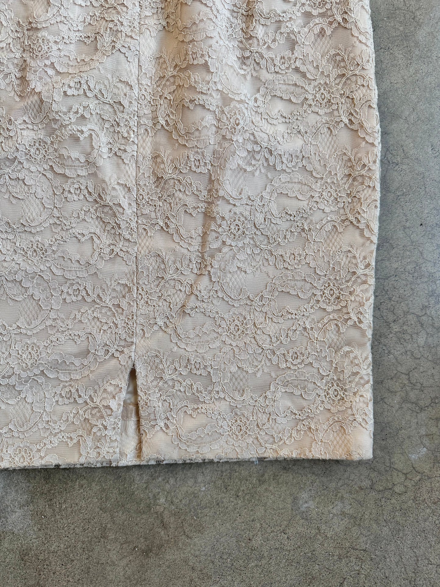 Vintage 1950s Carol Robins Nude Lace Strapless Cocktail Dress | XS