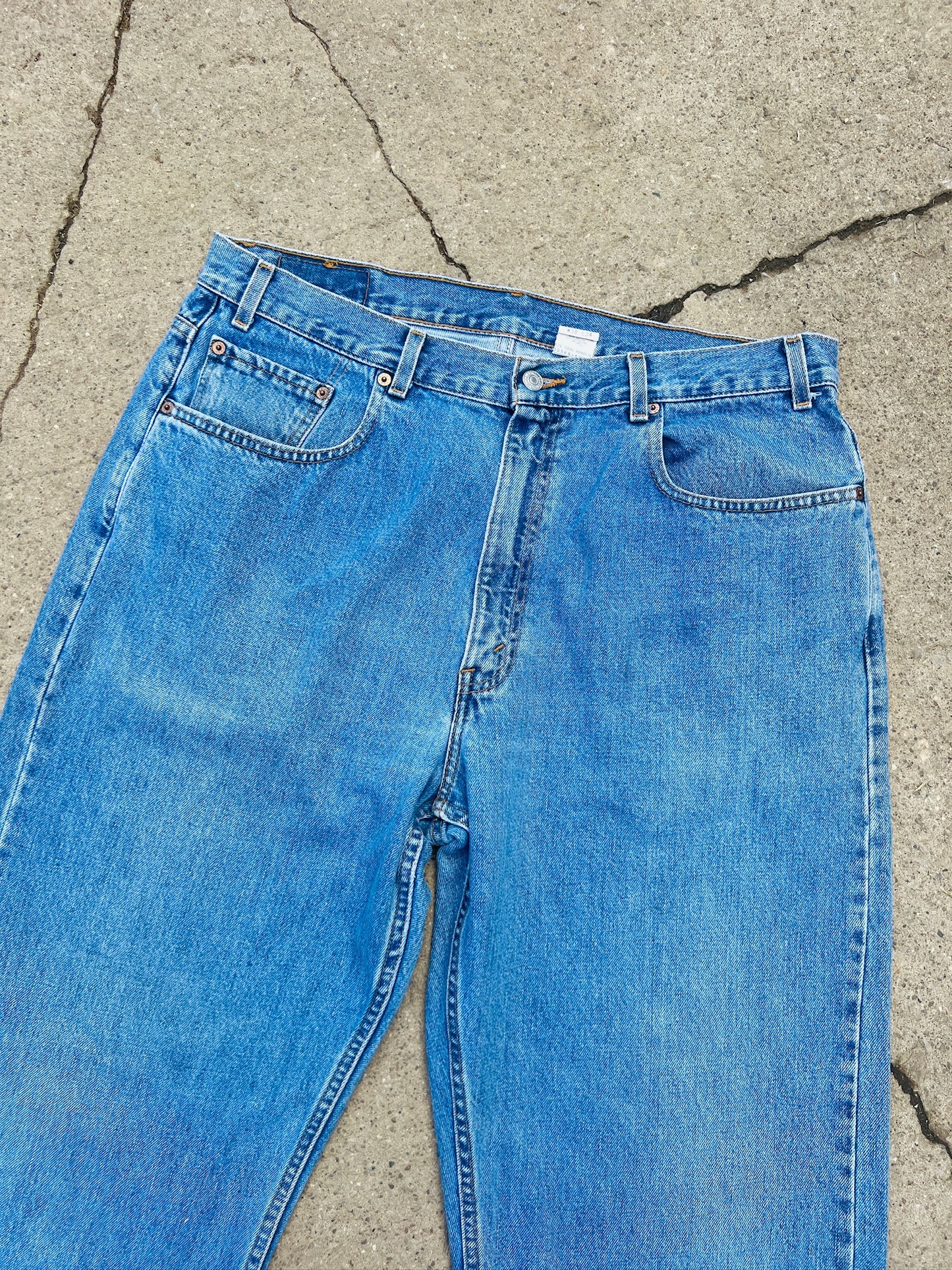 Vintage 1990s Levi's 569 Loose Straight Fit Jeans | Waist 38”