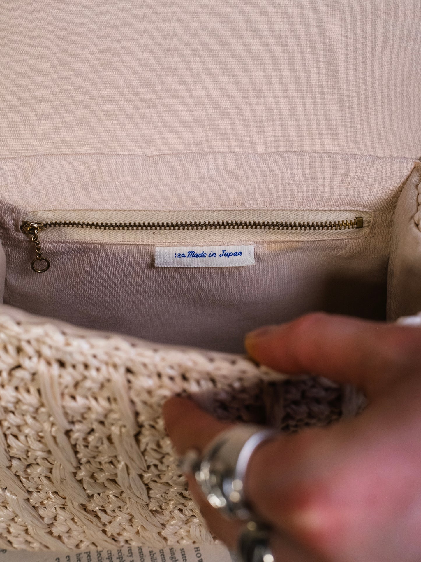 Vintage 1950s White Wood Handle Woven Handbag