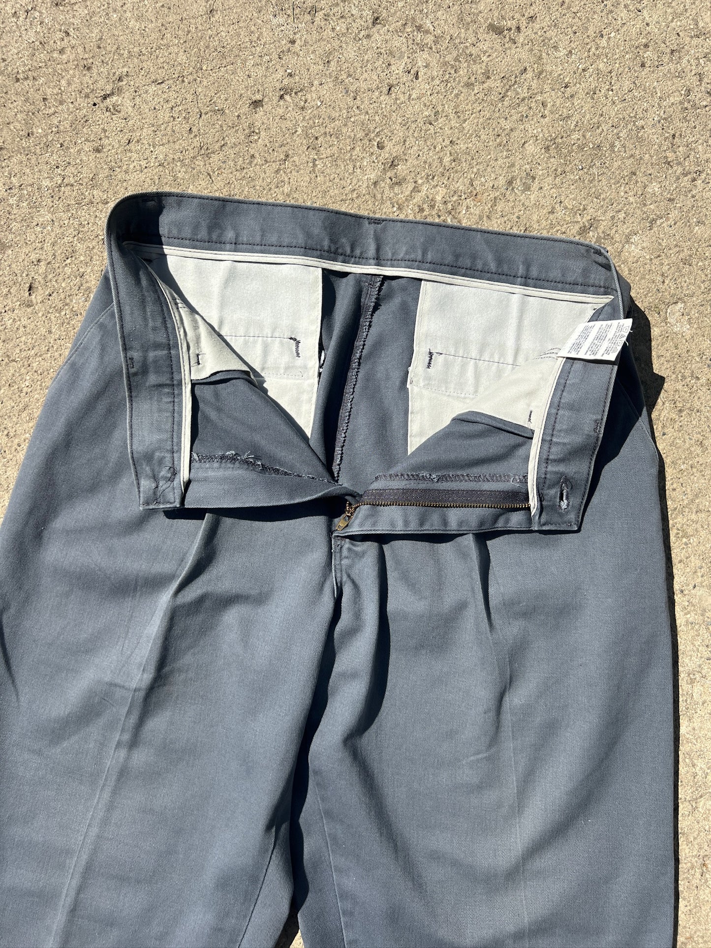 Vintage 1990s Lee Grey Pleated Cotton Trousers | Waist 33”