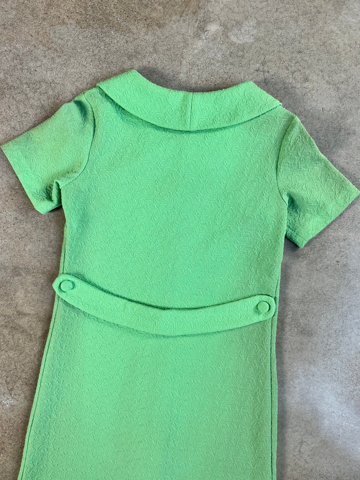 Vintage 1960s Sears Lime Green Short Sleeve Duster / House Jacket | Small