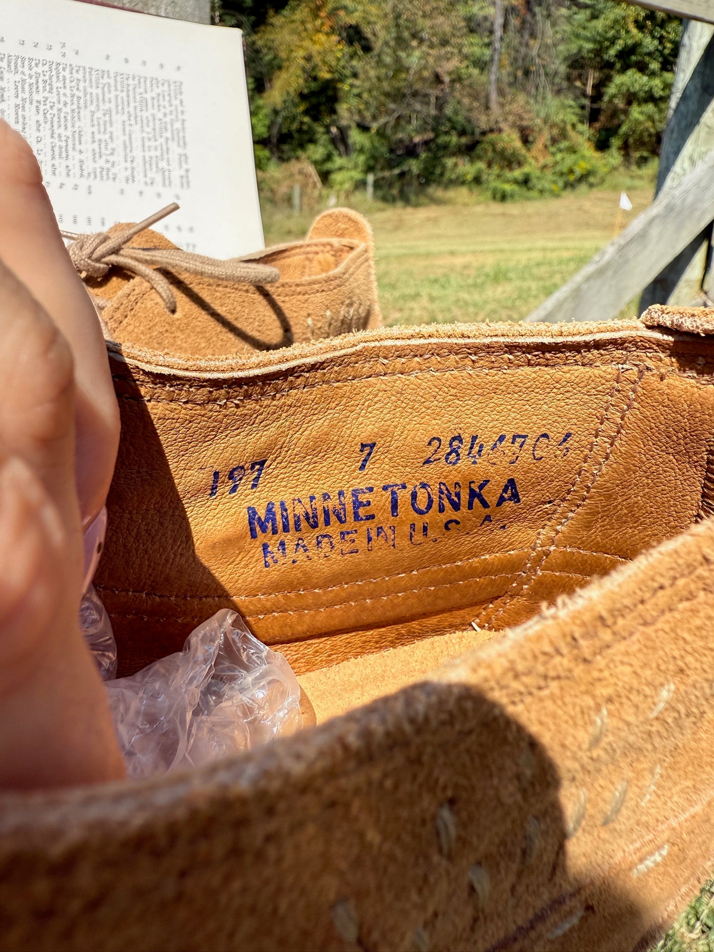 Vintage 1970s Minnetonka Suede Moccasins | Women’s 7