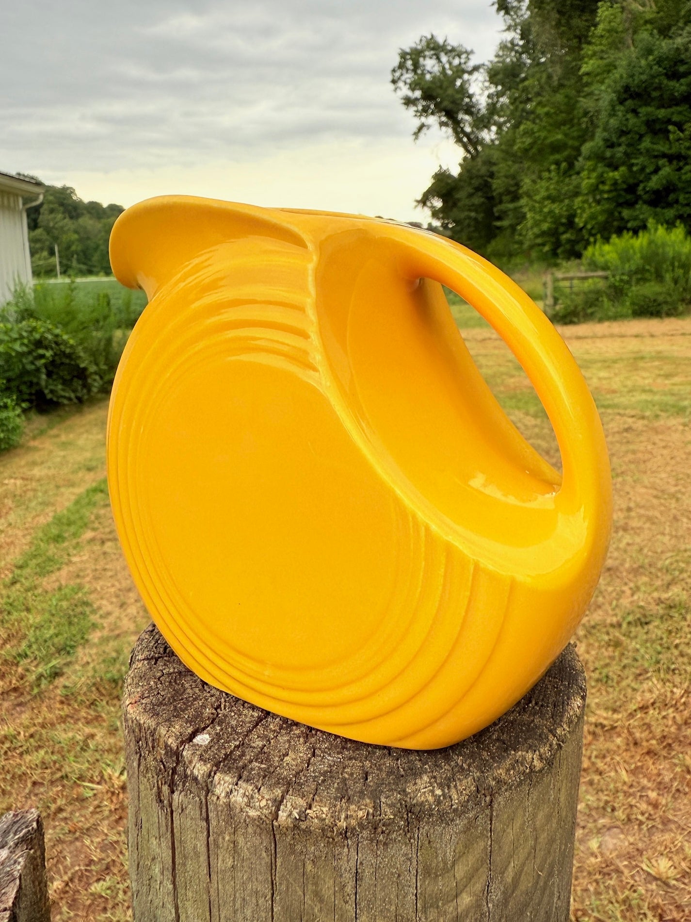 Vintage 1950s/60s Fiestaware Butter Yellow Pitcher