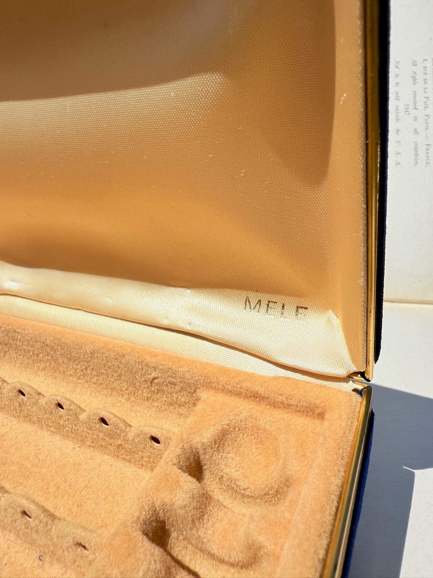 Vintage 1960s Mele & Co. Blue Velvet Travel Jewelry Case