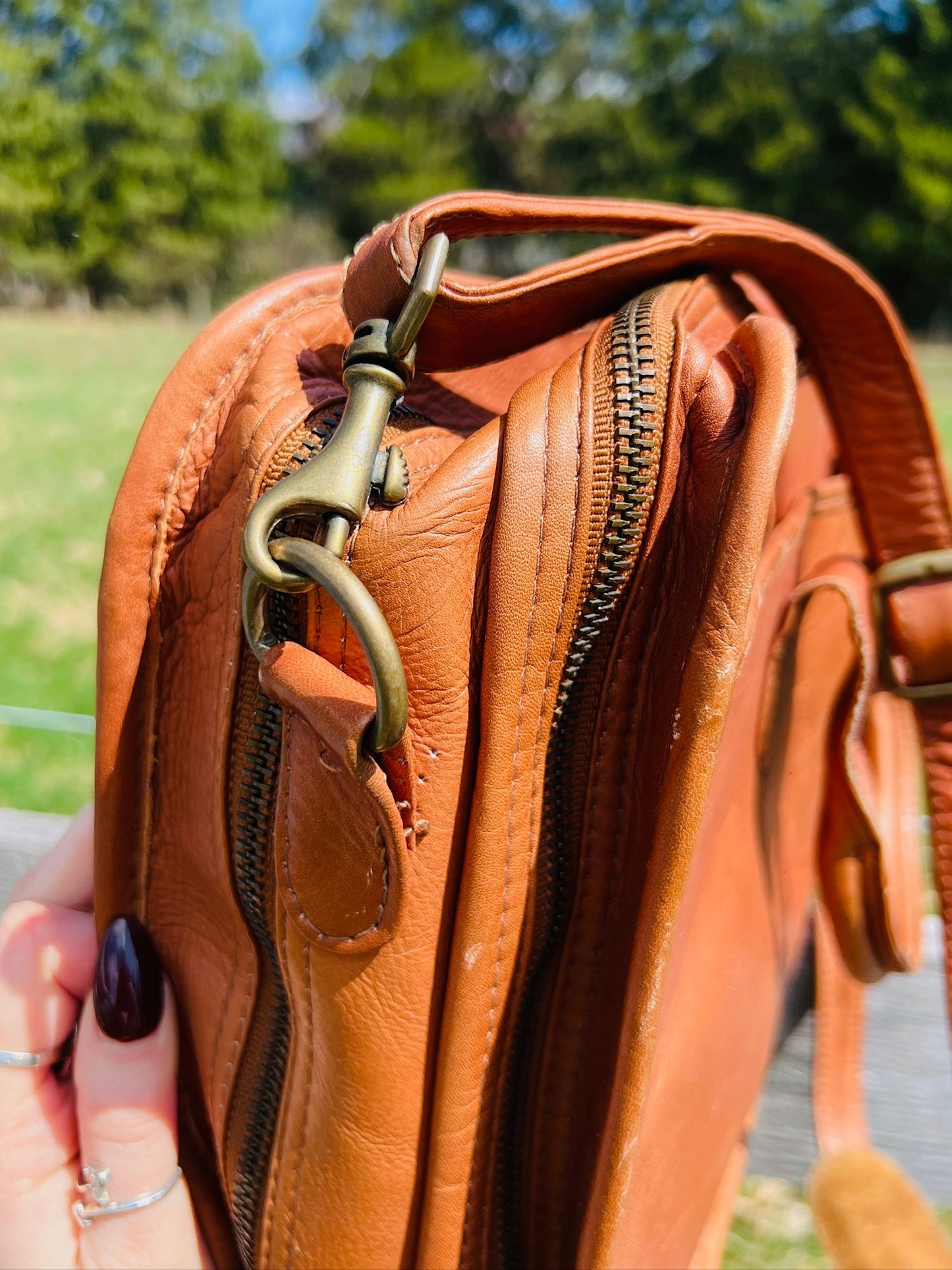 Vintage 1980s Tan Leather Messenger Bag