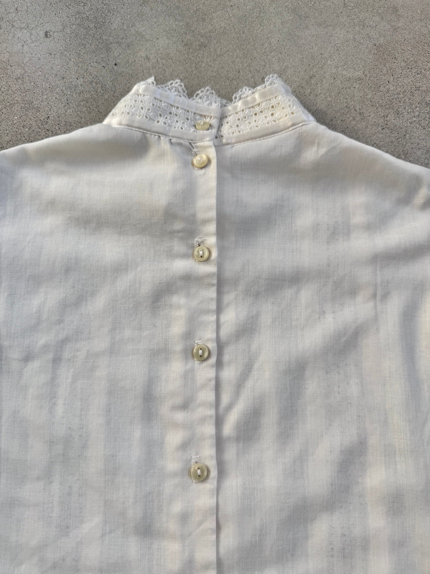 Vintage 1980s Jessica McClintock Gunne Sax Eyelet Lace High Neck Blouse | Medium