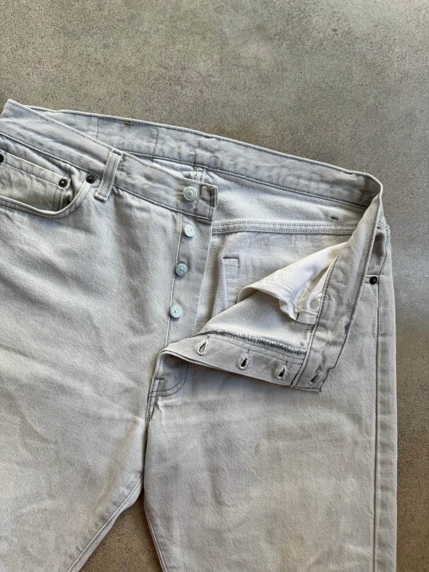 Vintage 1980s Levi's 501 Button Fly Grey Jeans | 36x30