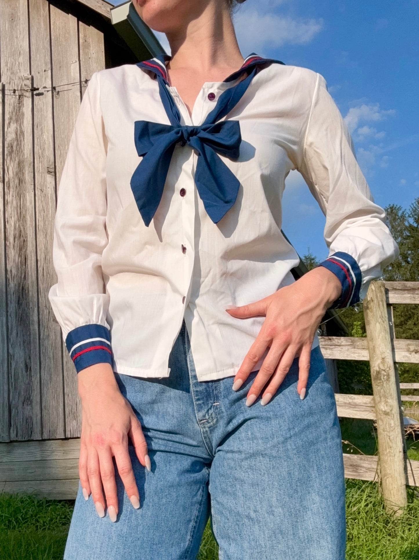 Vintage 1970s White & Navy Button-Up Sailor Blouse | Small