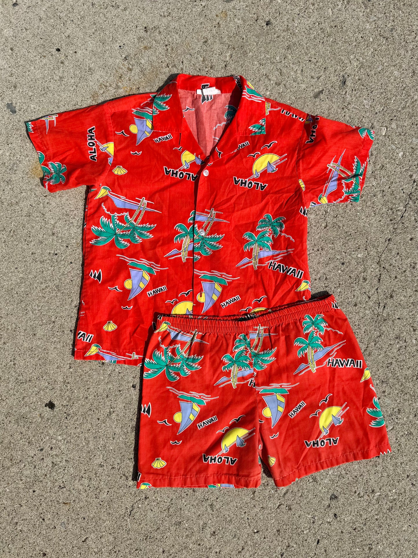 Vintage 1970s Hawaiian Shirt & Shorts Two-Piece Set