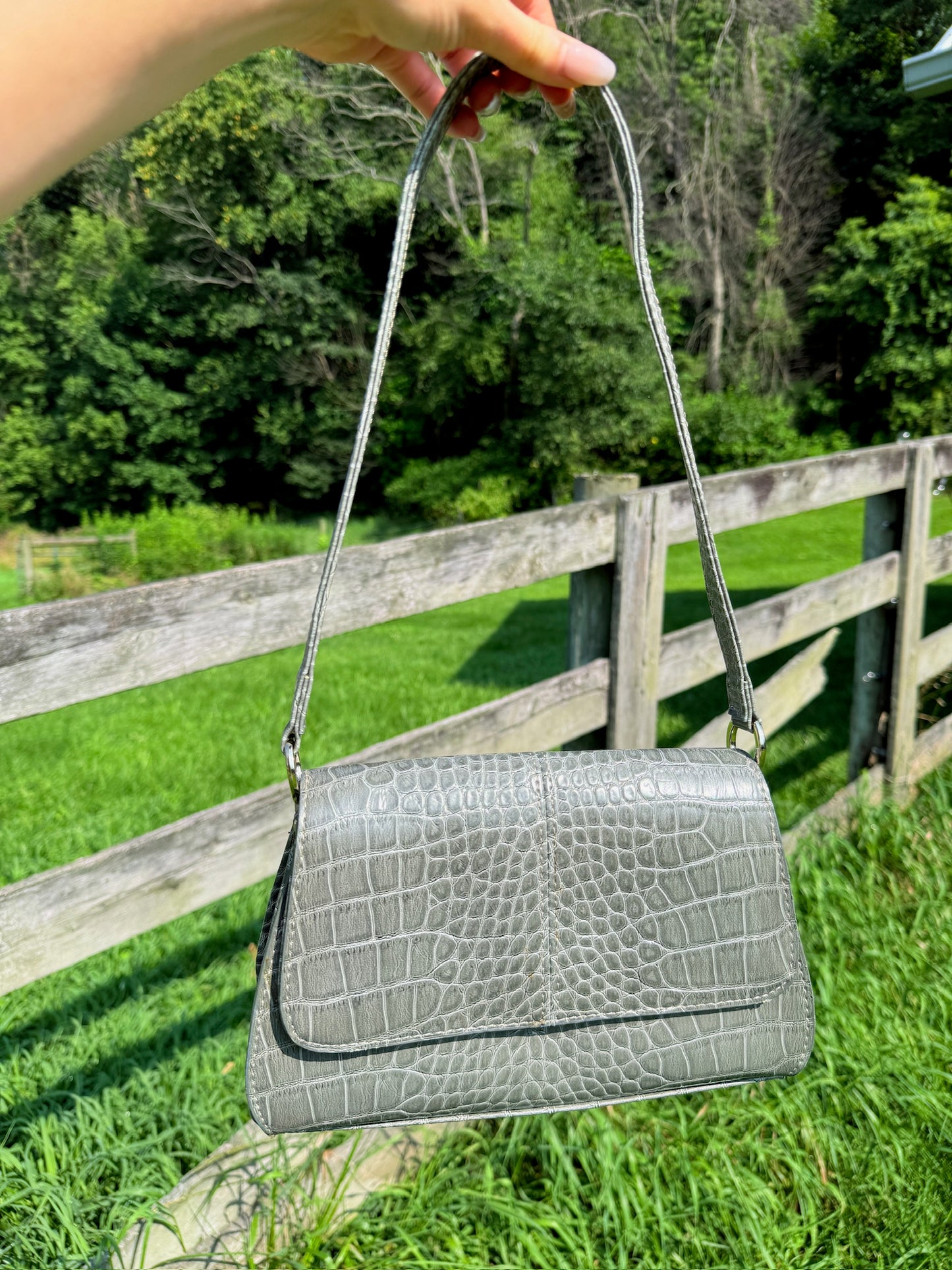 Vintage 1990s Liz Claiborne Grey Faux Croc Shoulder Bag