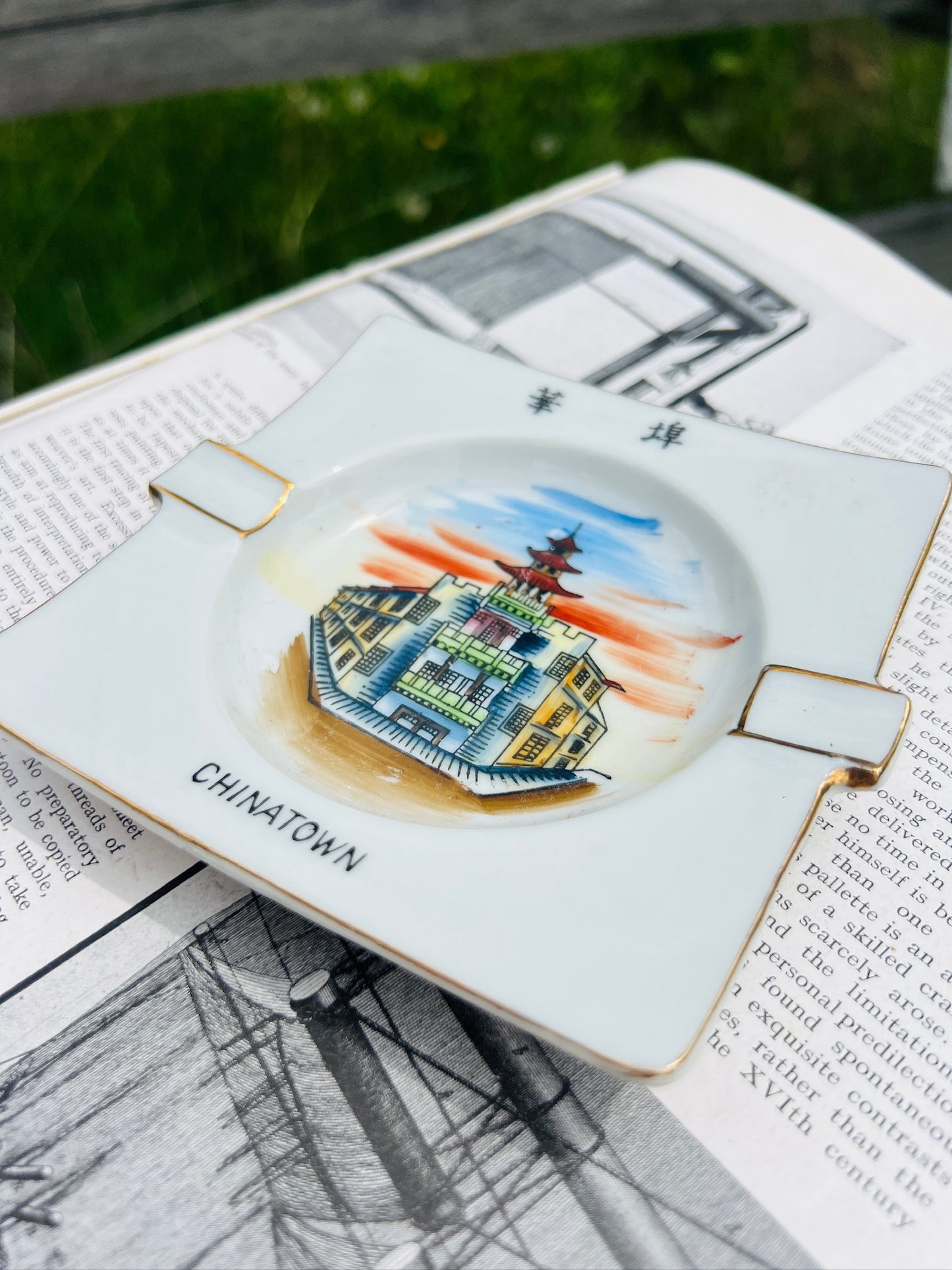 Vintage 1950s Chinatown Ceramic Ashtray