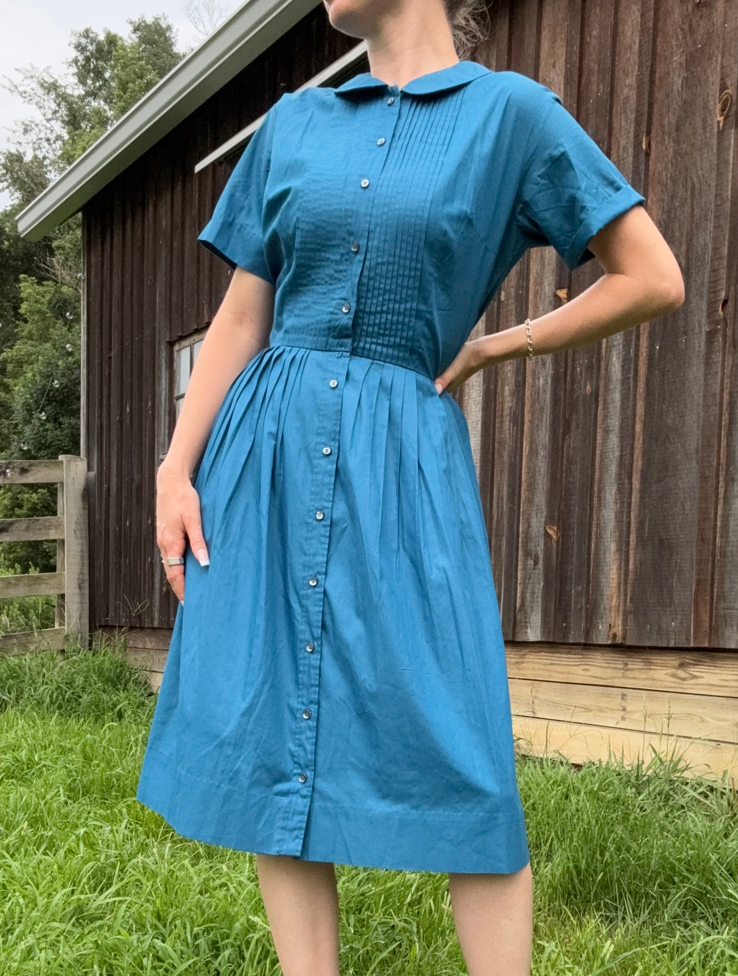 Vintage 1950s Country Miss Blue Pleated Chore Dress | Medium