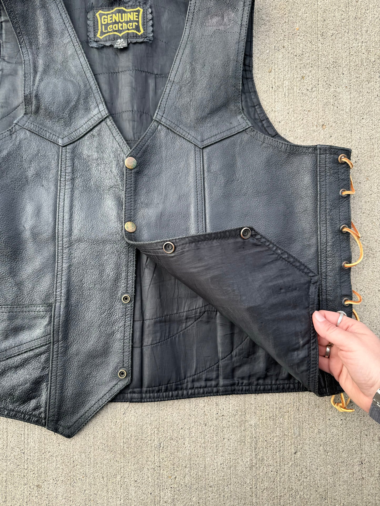 Vintage Lace-Up Western Black Leather Vest | Large