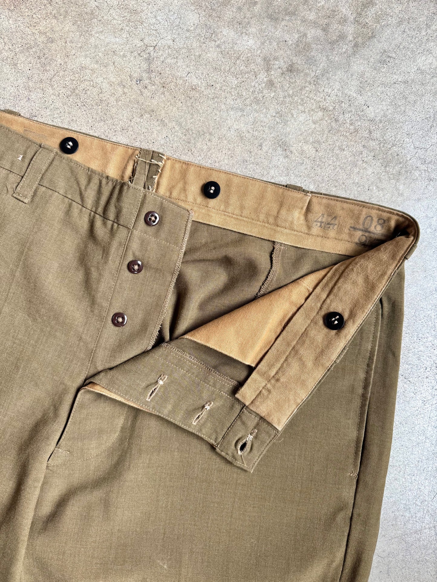 Vintage 1940s WW2 Military Issue Green Khaki Wool Trousers | Waist 42”