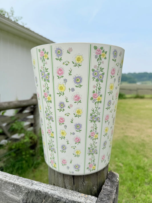 Vintage Pastel Floral Print Small Waste Basket