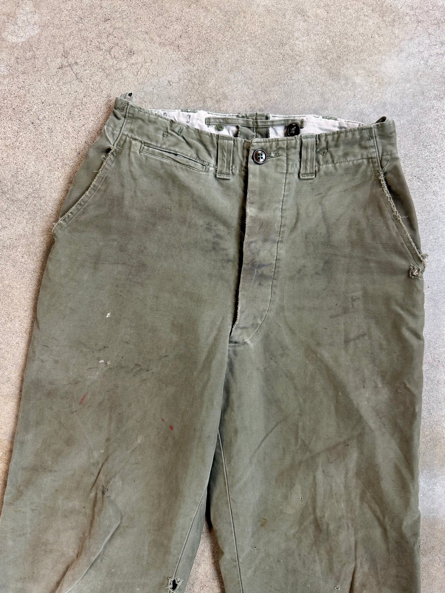 Vintage 1940s WW2 U.S. Military Distressed Cotton Field Trousers | Waist 30”