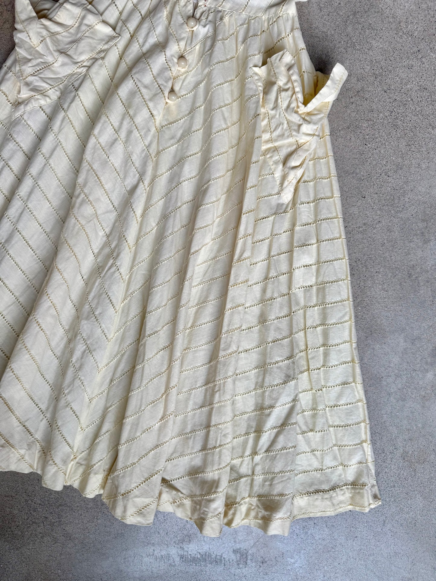 Vintage 1950s Pale Yellow Button-Front Sleeveless Summer Dress | XS