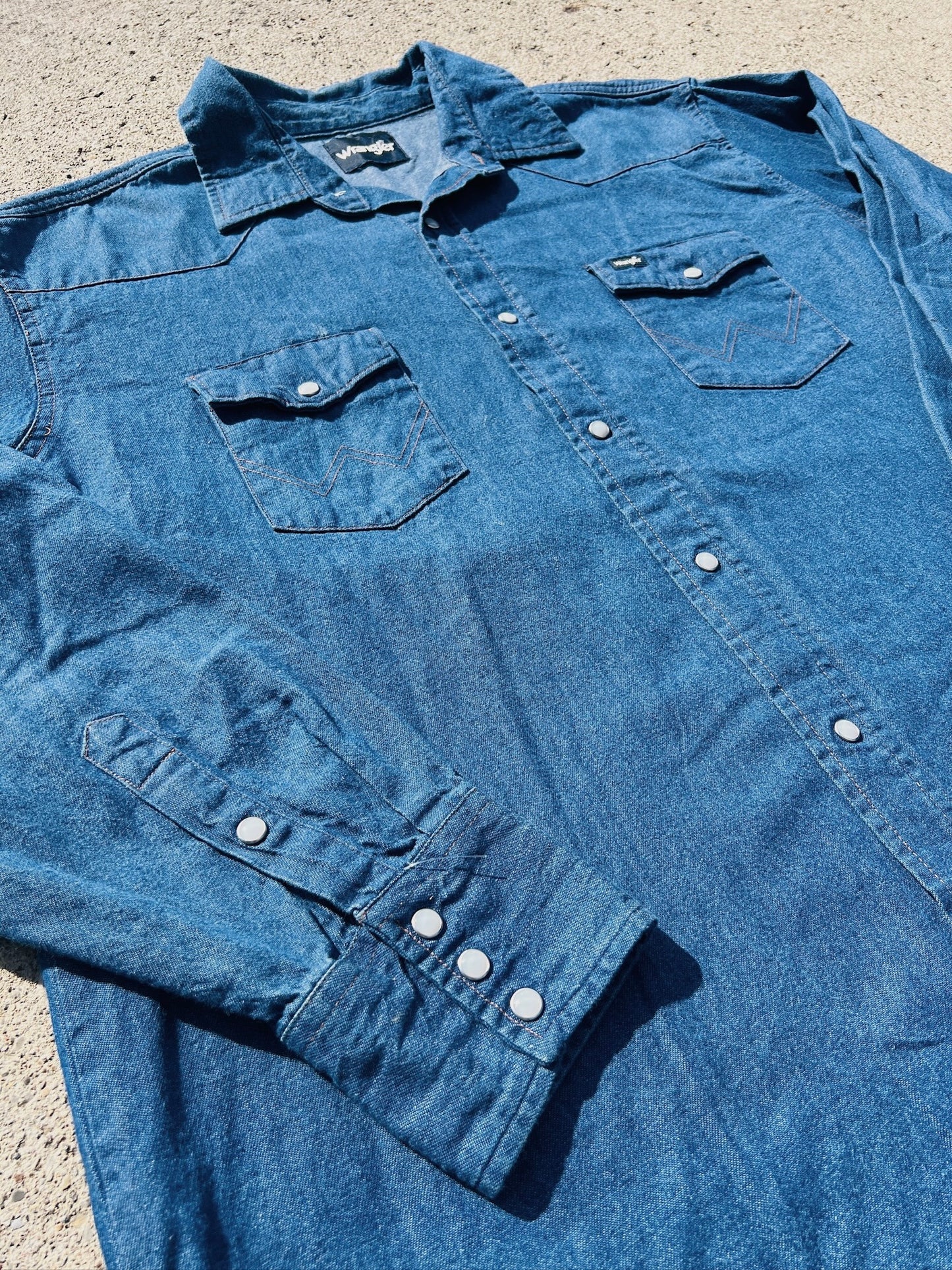 Vintage 1980s Wrangler Western Pearl Snap Denim Shirt | XXL