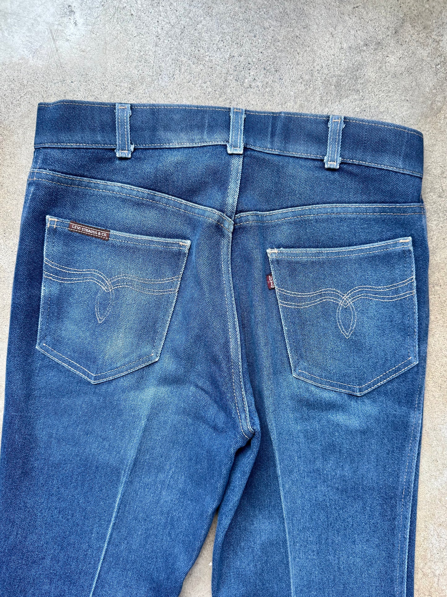 Vintage 1980s Levi’s Action Jeans “Skosh More Room” Faded Dark Wash Jeans | 32x32