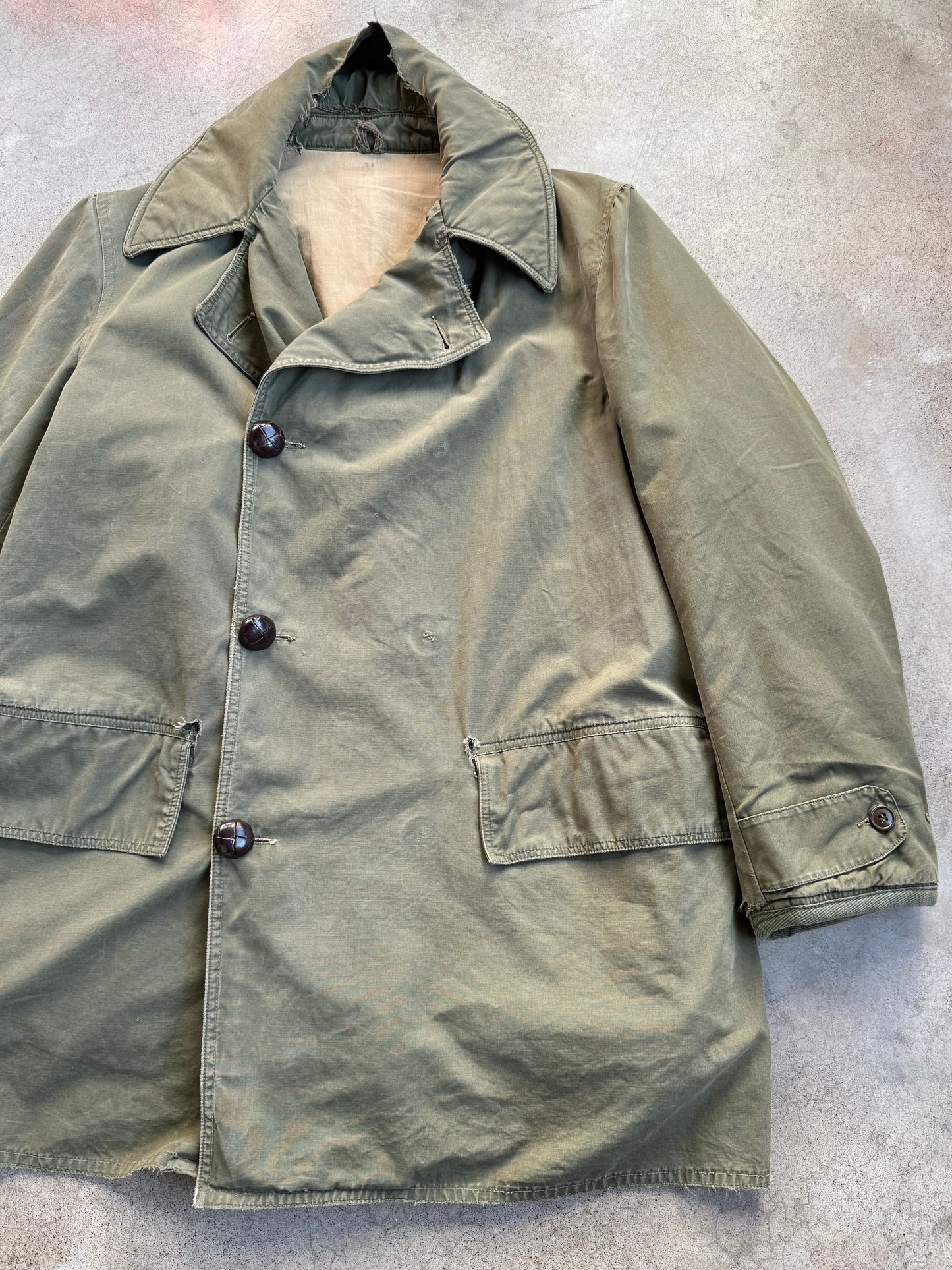 Vintage 1940s WW2 Military Issue Wool-Lined Mackinaw “Jeep” Coat | M/L