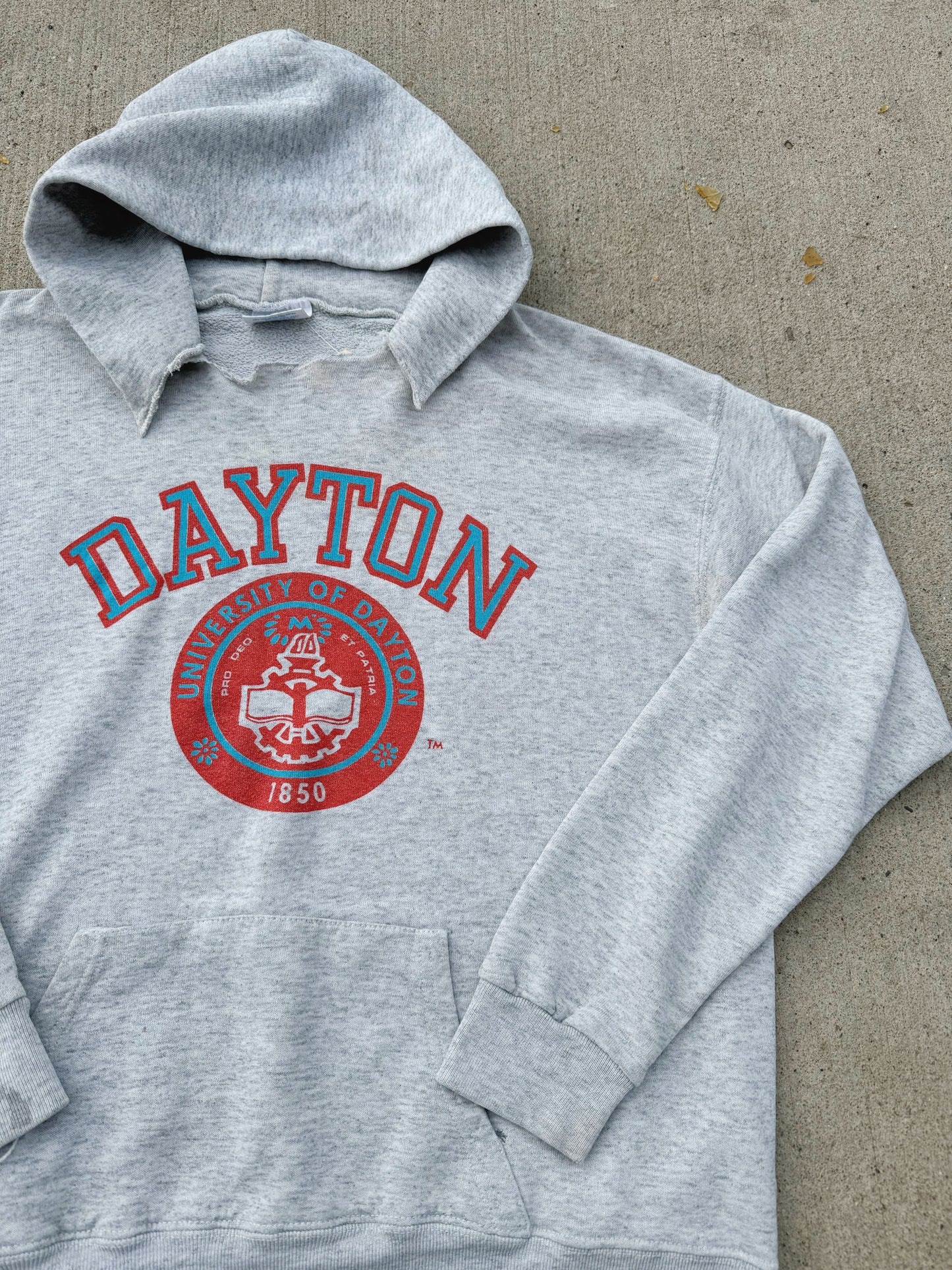 Vintage 1980s University of Dayton Worn Grey Hoodie Sweatshirt | L/XL