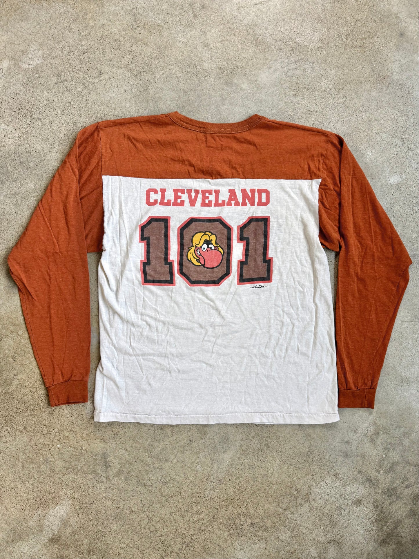 Vintage 1980s WMMS 101FM “The Buzzard” Cleveland Browns Long Sleeve Tee | Large