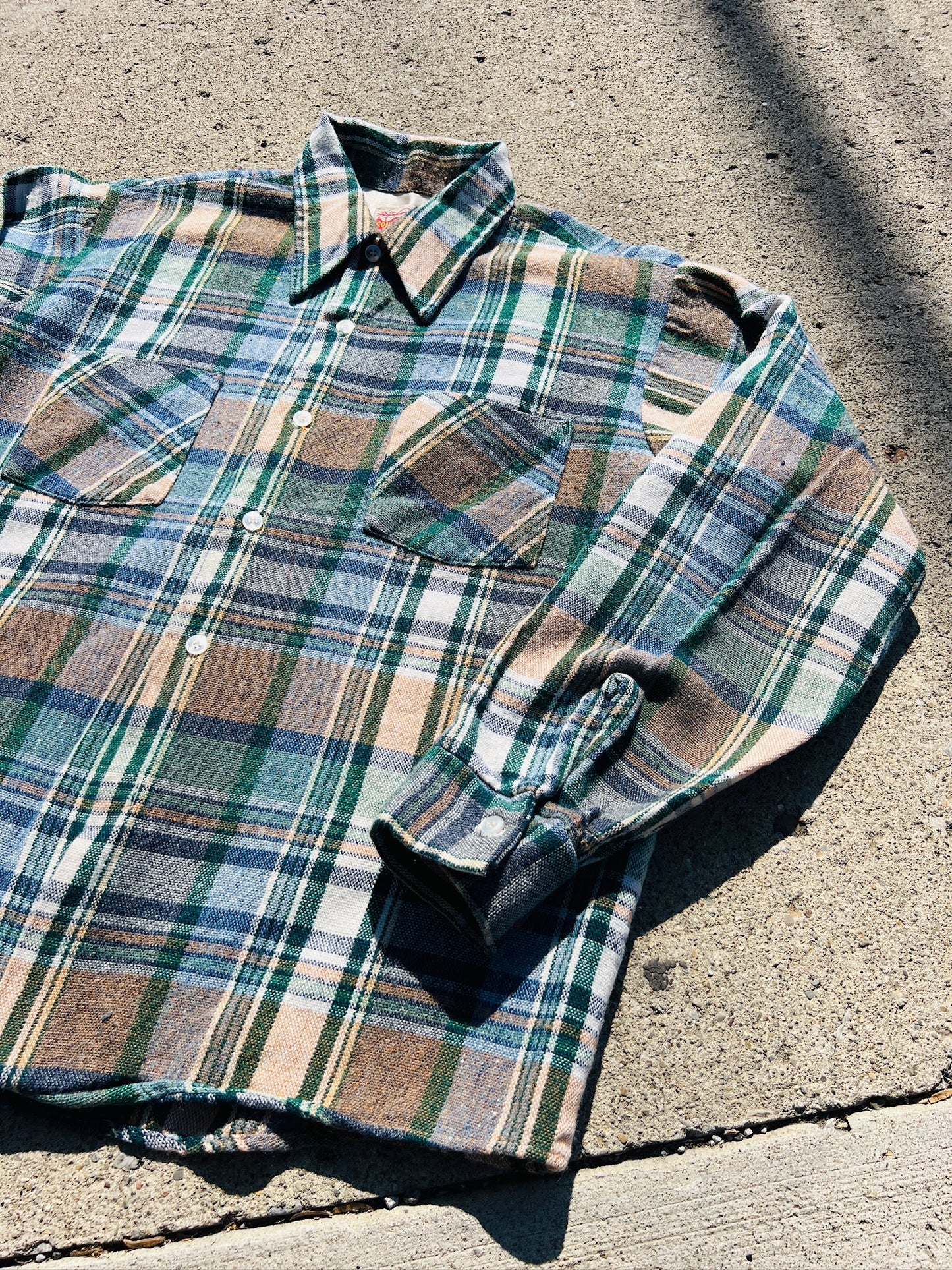 Vintage 1970s Country Squire Plaid Woven Acrylic Button-Up Shirt | Large