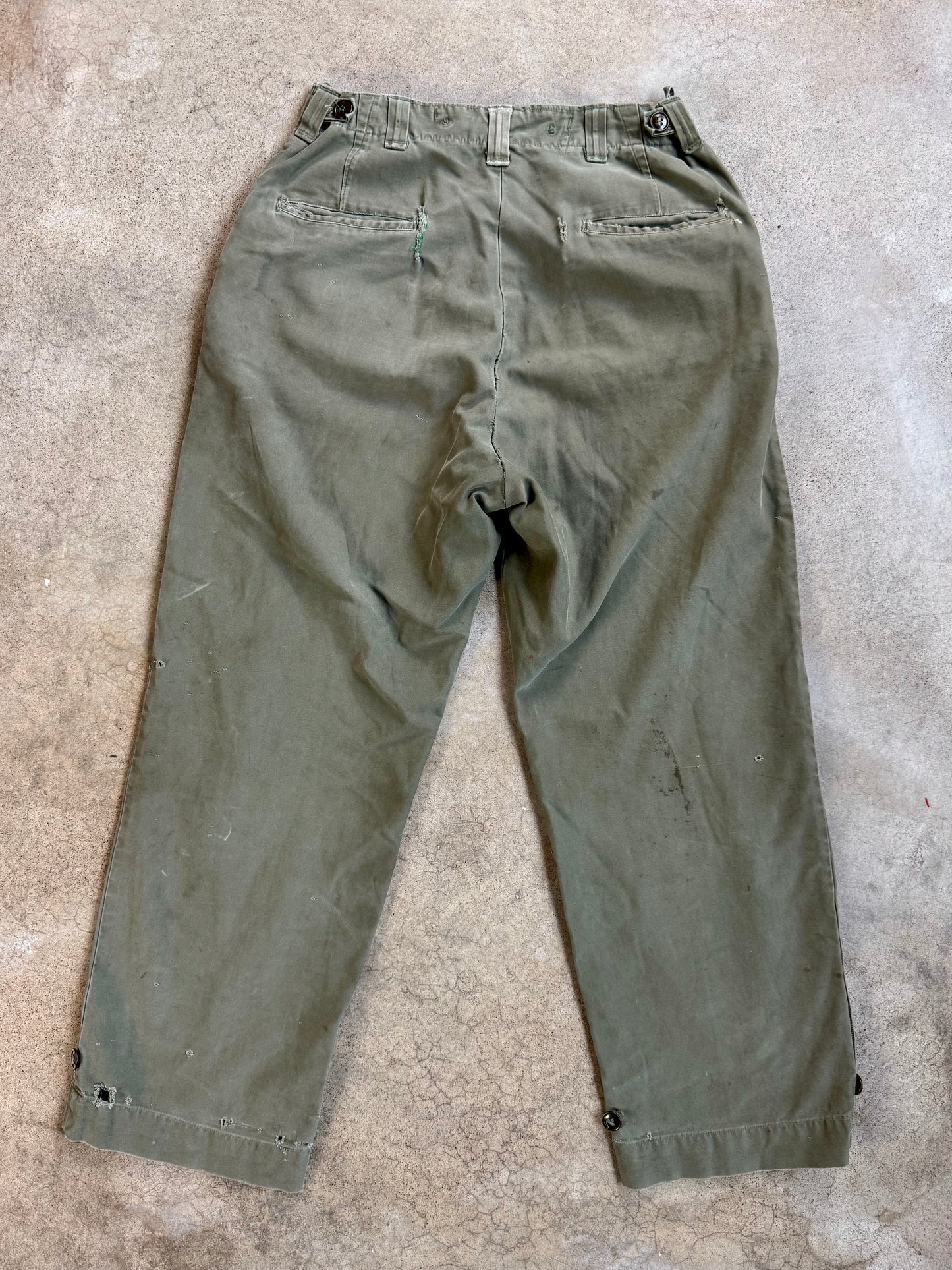 Vintage 1940s WW2 U.S. Military Distressed Cotton Field Trousers | Waist 30”