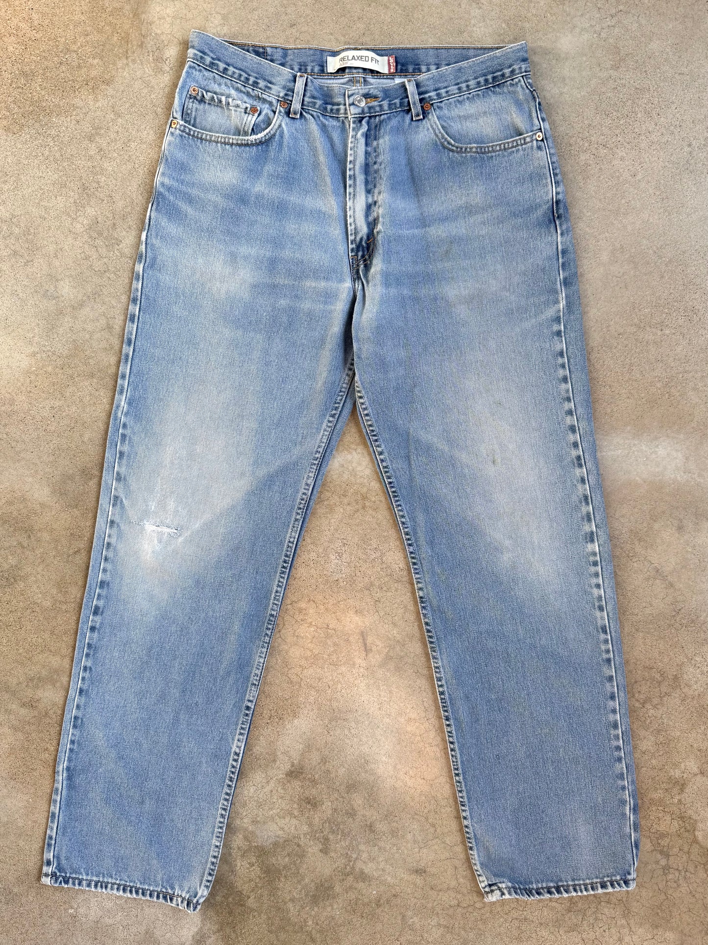 Levi's 550 Relaxed Fit Light Wash Jeans | 36x34