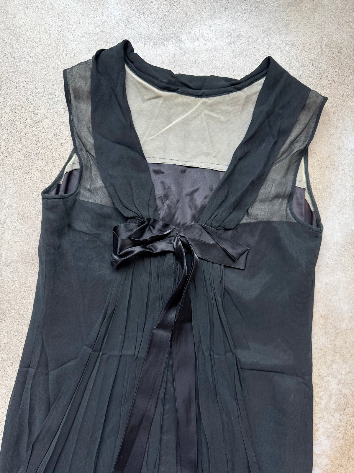 Vintage 1960s R&K Originals Black Sheer High-Neck Pleated Bow-Back Formal Sheath Dress | S/M