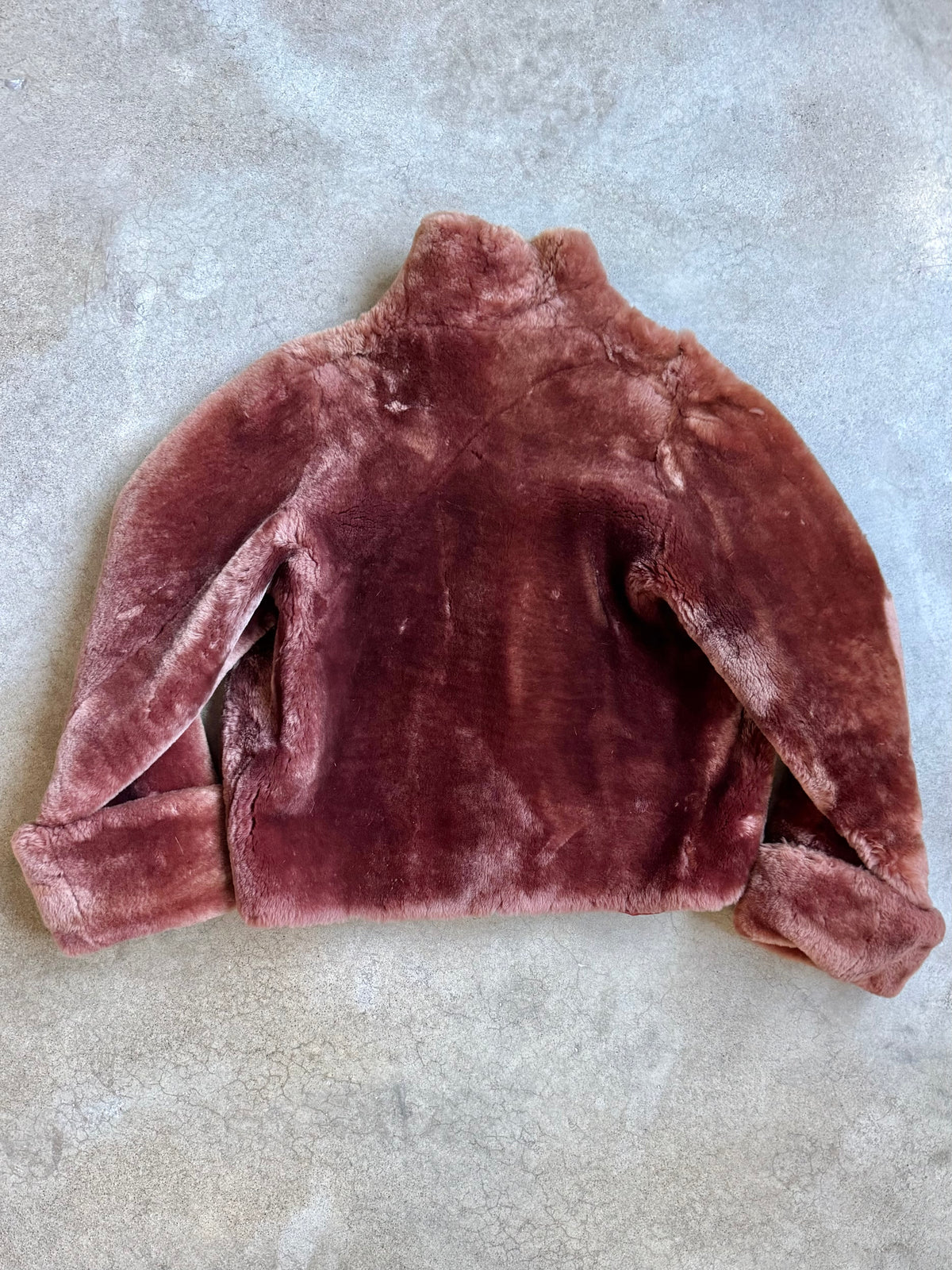 Vintage 1950s Mauve Mouton Fur Cuffed Sleeve Short Coat | Medium
