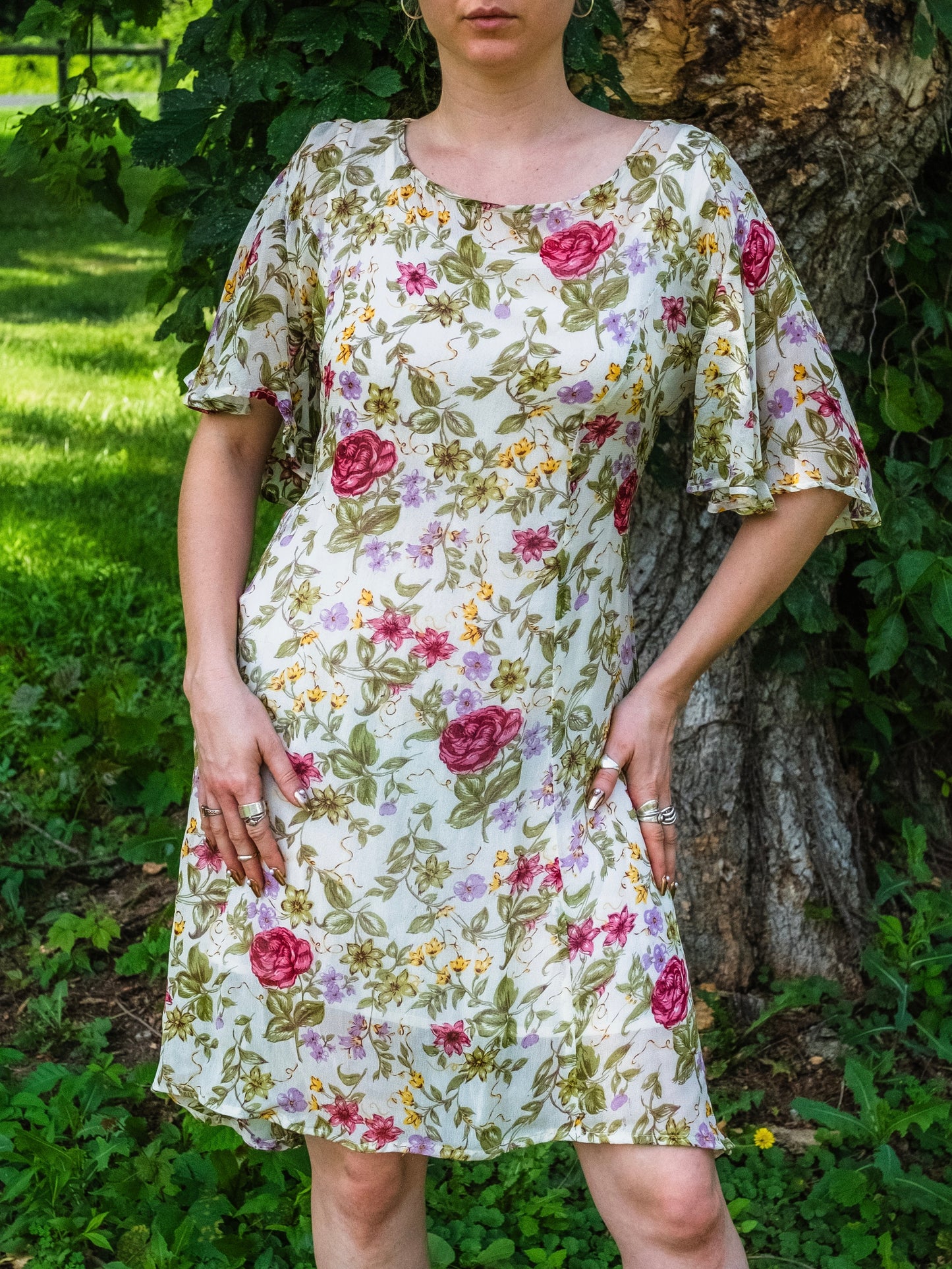 Vintage 1980s Sheer Floral Print Tie-Back Flutter Sleeve Summer Dress | M/L