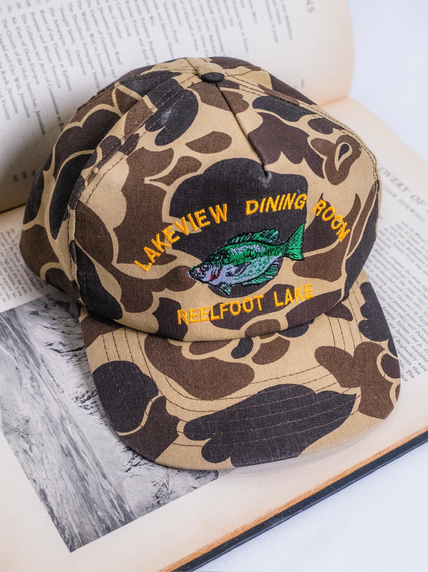 Vintage 1980s Lakeview Dining Room Reelfoot Lake Camo Trucker Hat