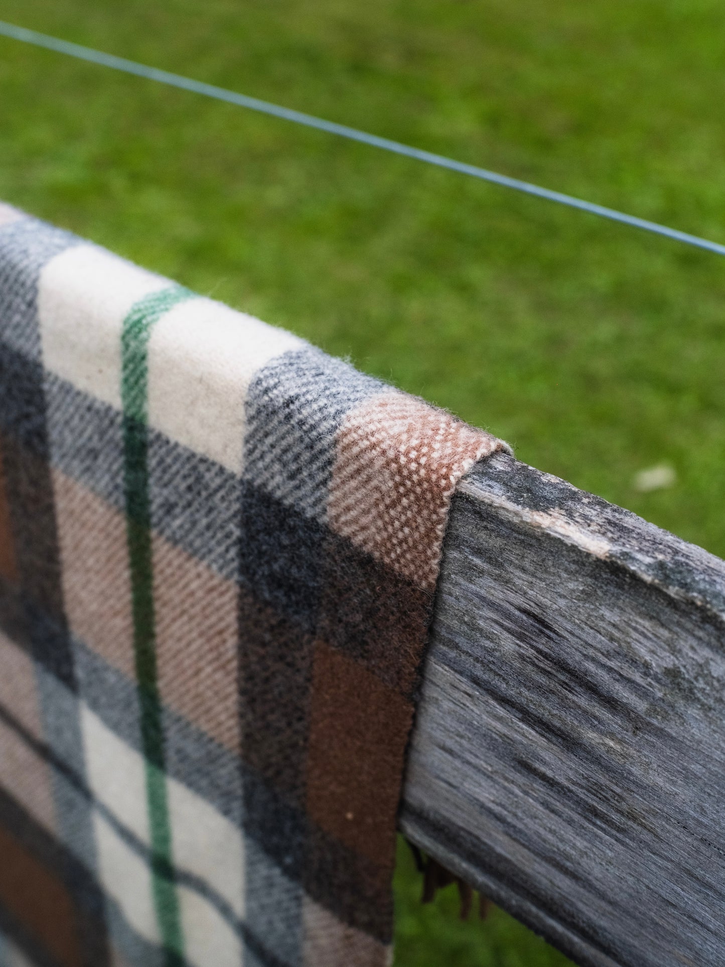 Vintage 1950s Chippewa Brown & Green Plaid 100% Wool Blanket