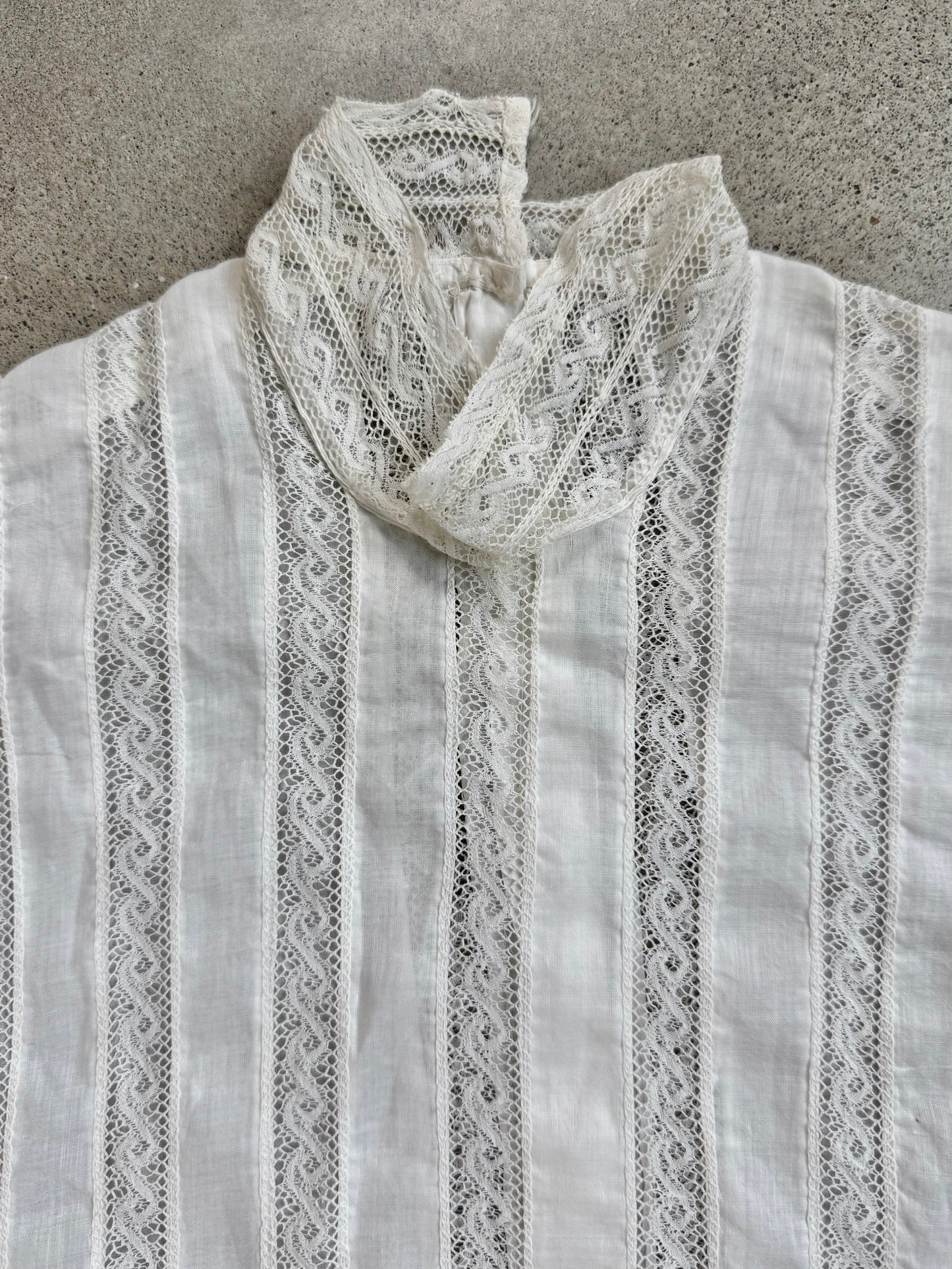 Antique 1900s Edwardian White Lace High-Neck Blouse | XS/S