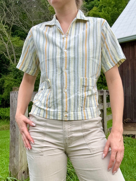 Vintage 1950s Donegal Striped Seersucker Cotton Short Sleeve Shirt | Small
