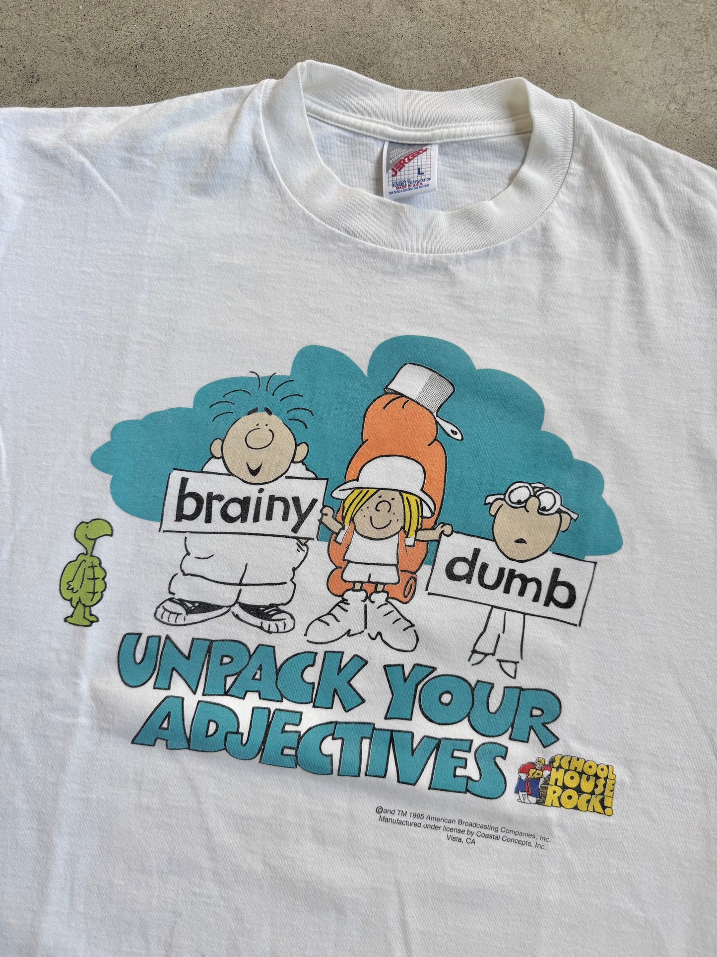 Vintage 1995 School House Rock "Unpack Your Adjectives" Graphic Tee | Large