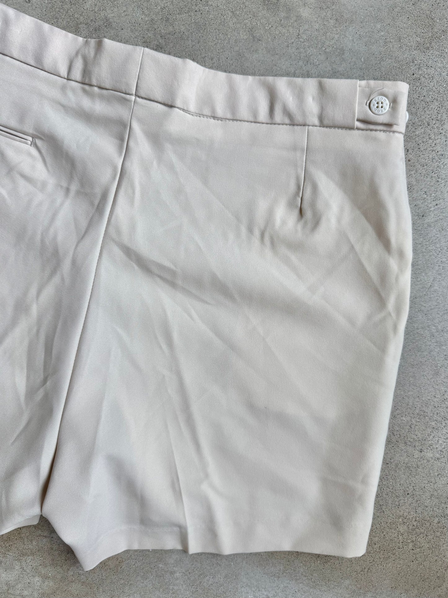 Vintage 1970s/80s Izod Lacoste Beige Athletic Tennis Shorts | L/XL