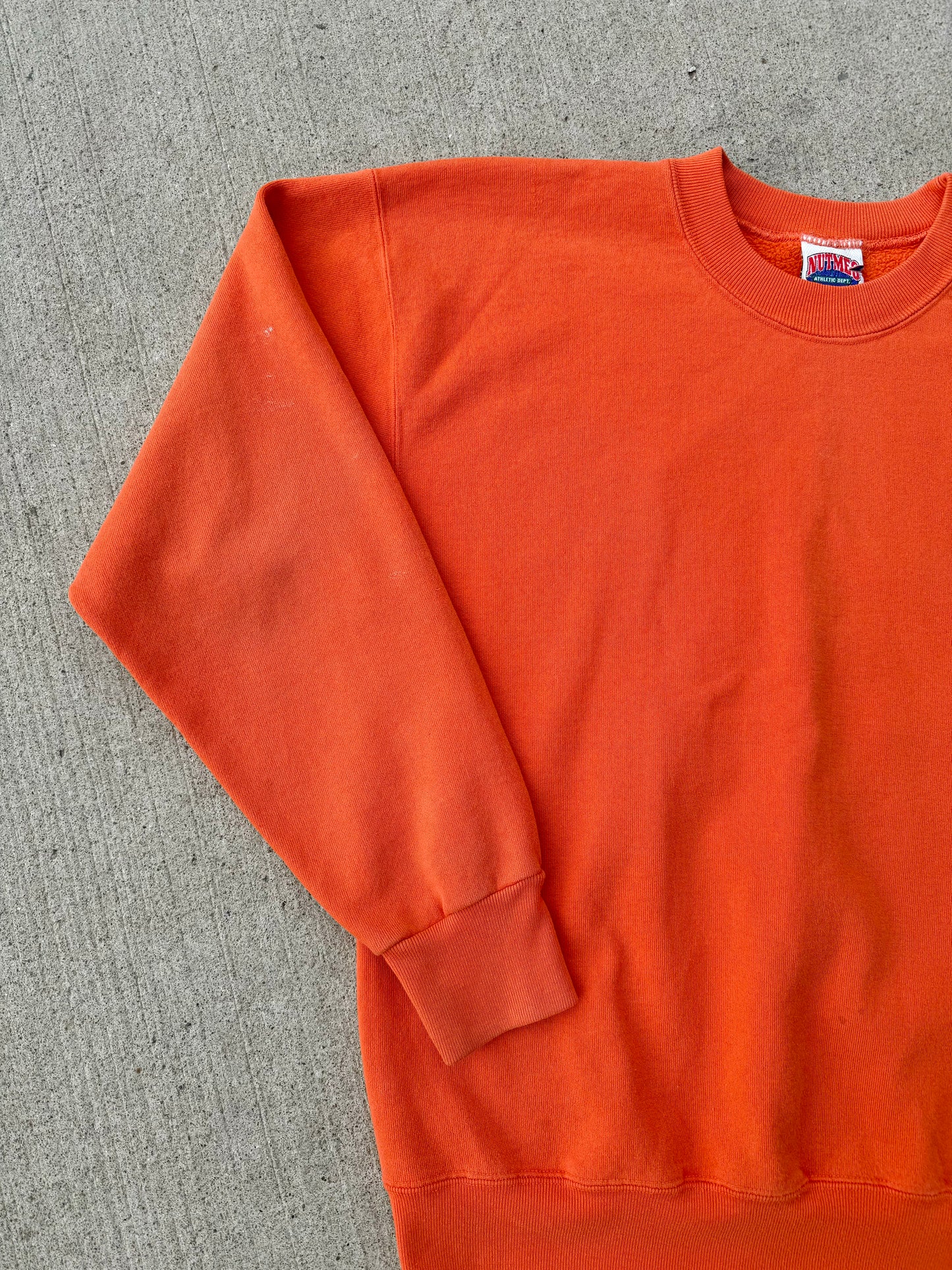 Vintage 1980s Nutmeg Orange Crewneck Sweatshirt | Large