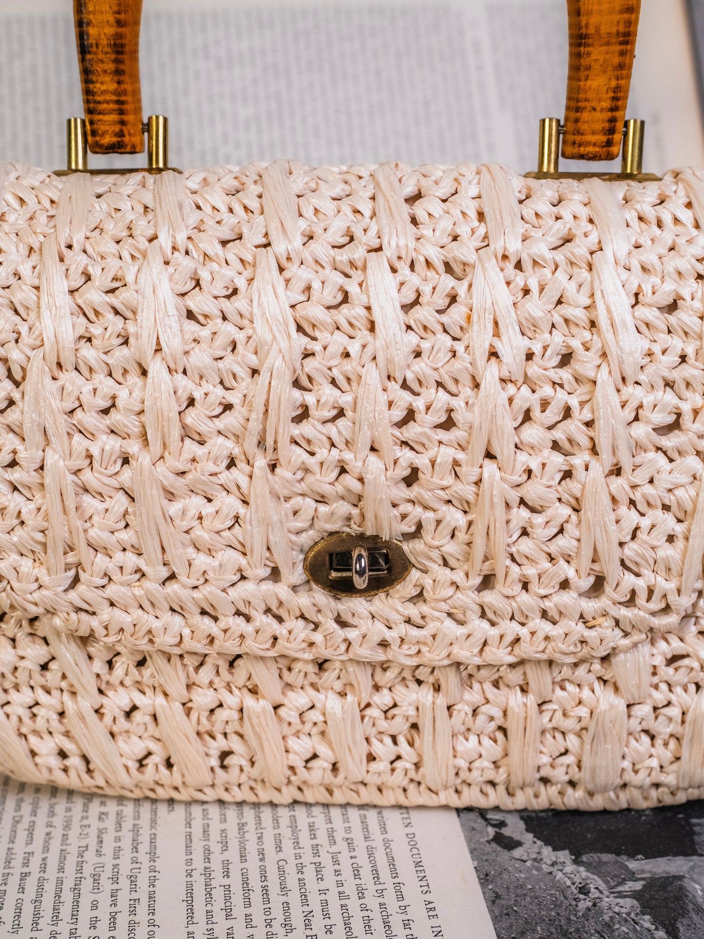 Vintage 1950s White Wood Handle Woven Handbag