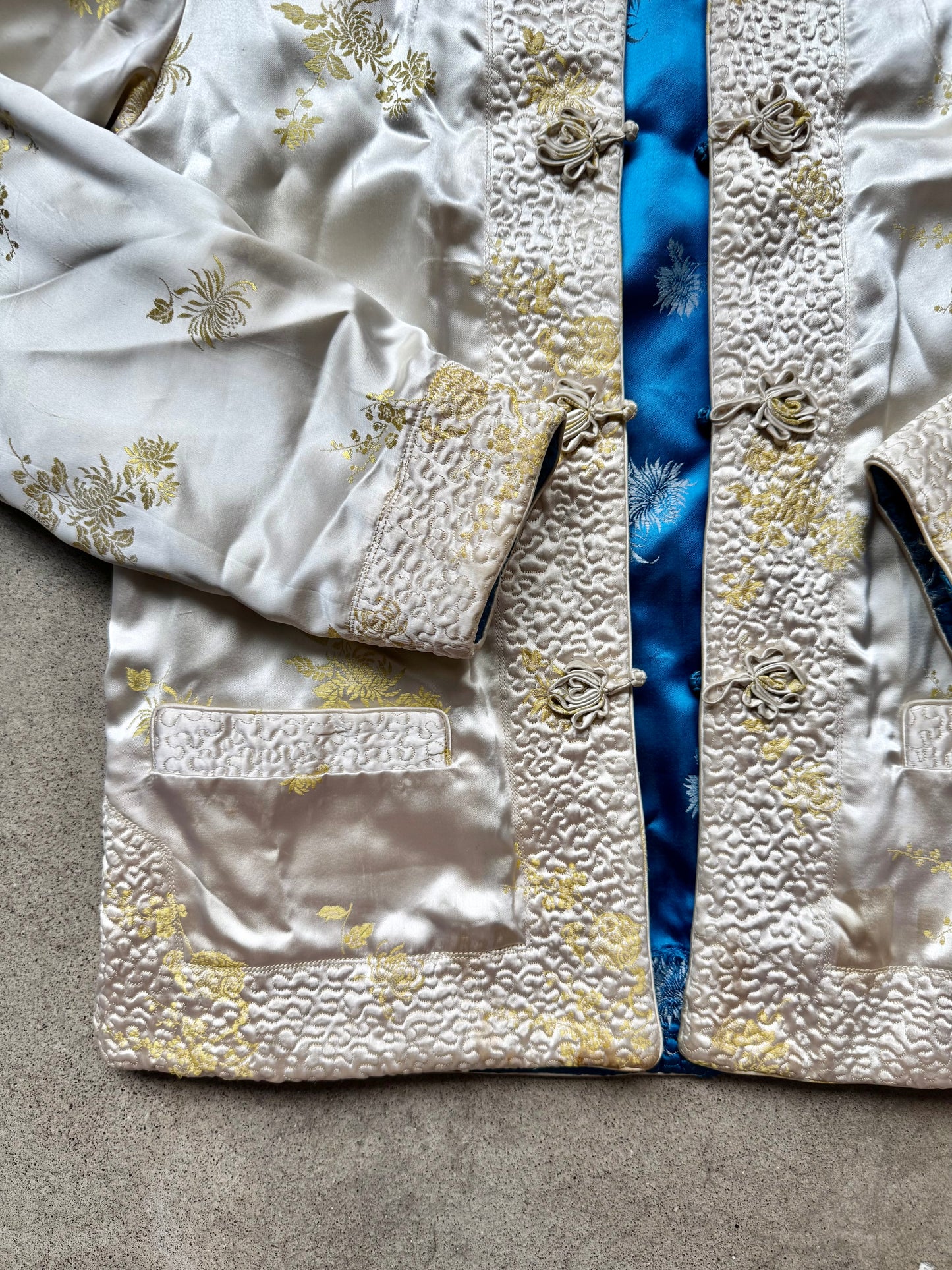 Vintage 1960s Silver Lake Chinese Reversible Satin Floral Jacquard Quilted Jacket | Medium