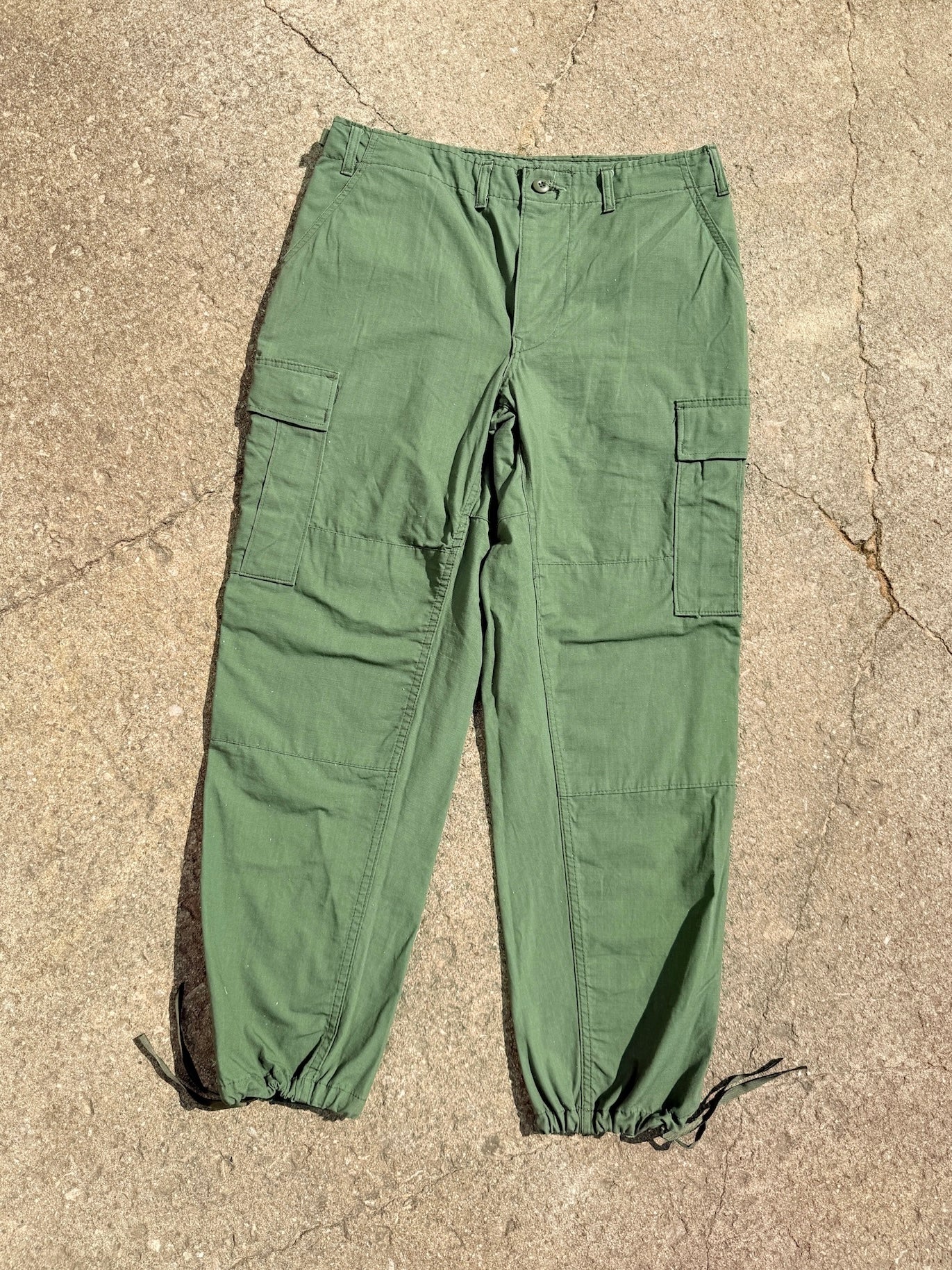 Vintage Military Issue BDU Adjustable Green Pants | 31"-35"