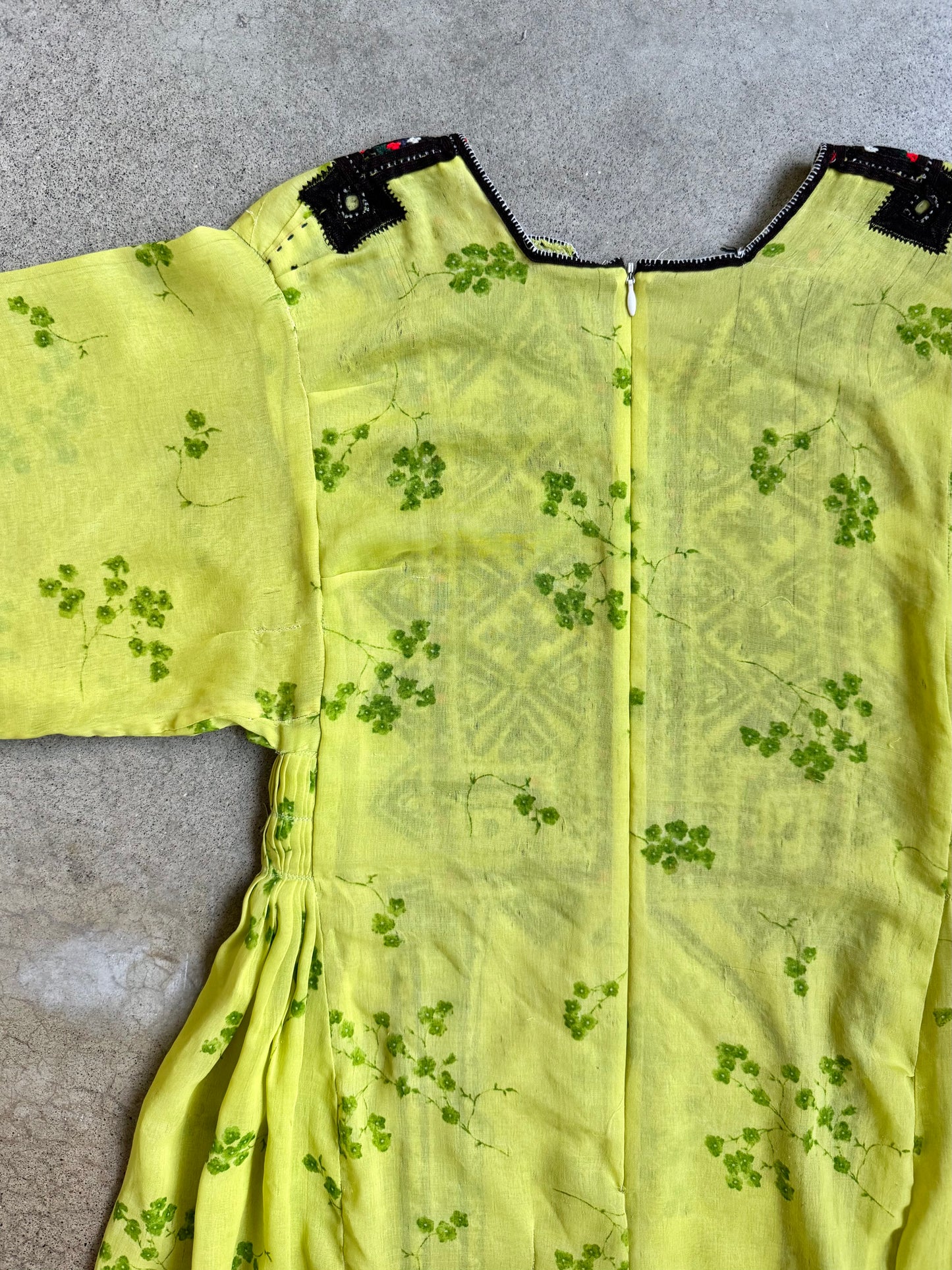 Vintage Green Afghan Balochi Embroidered Dress | Medium