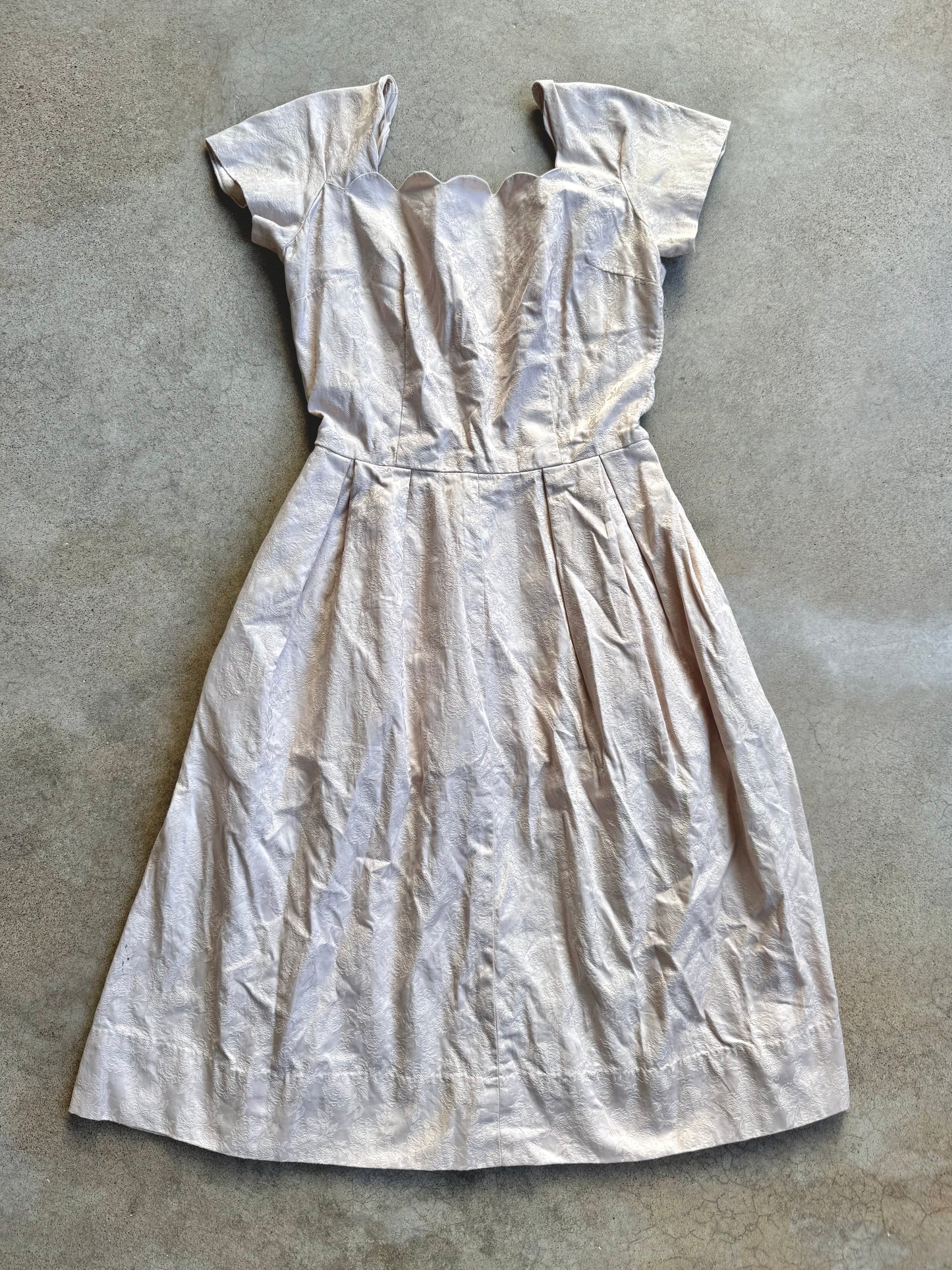 Vintage 1950s Handmade Cream Floral Jacquard Pleated Dress | Small