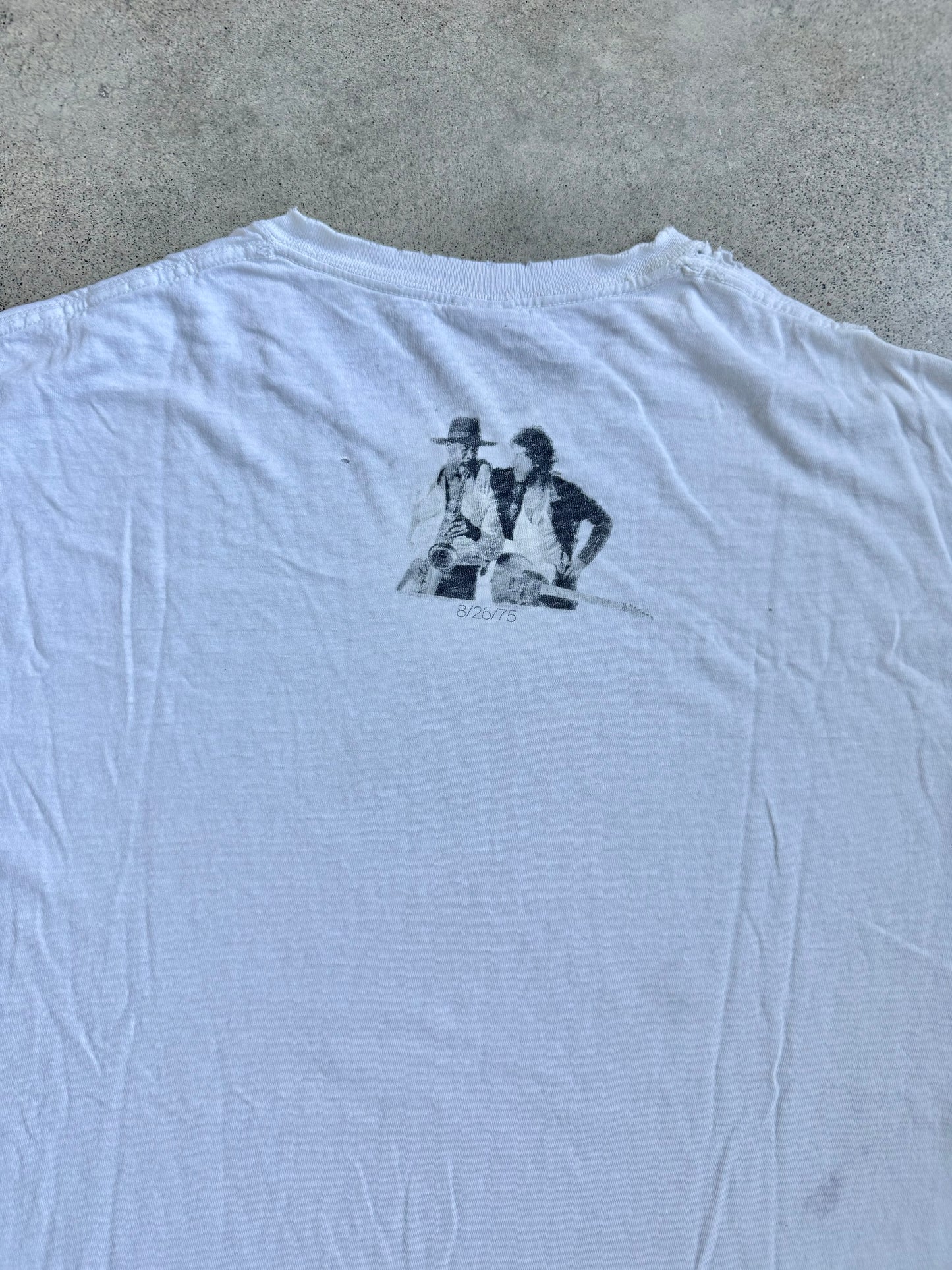 Vintage 1990s Distressed Bruce Springsteen Born To Run 8/25/75 Tee | XL