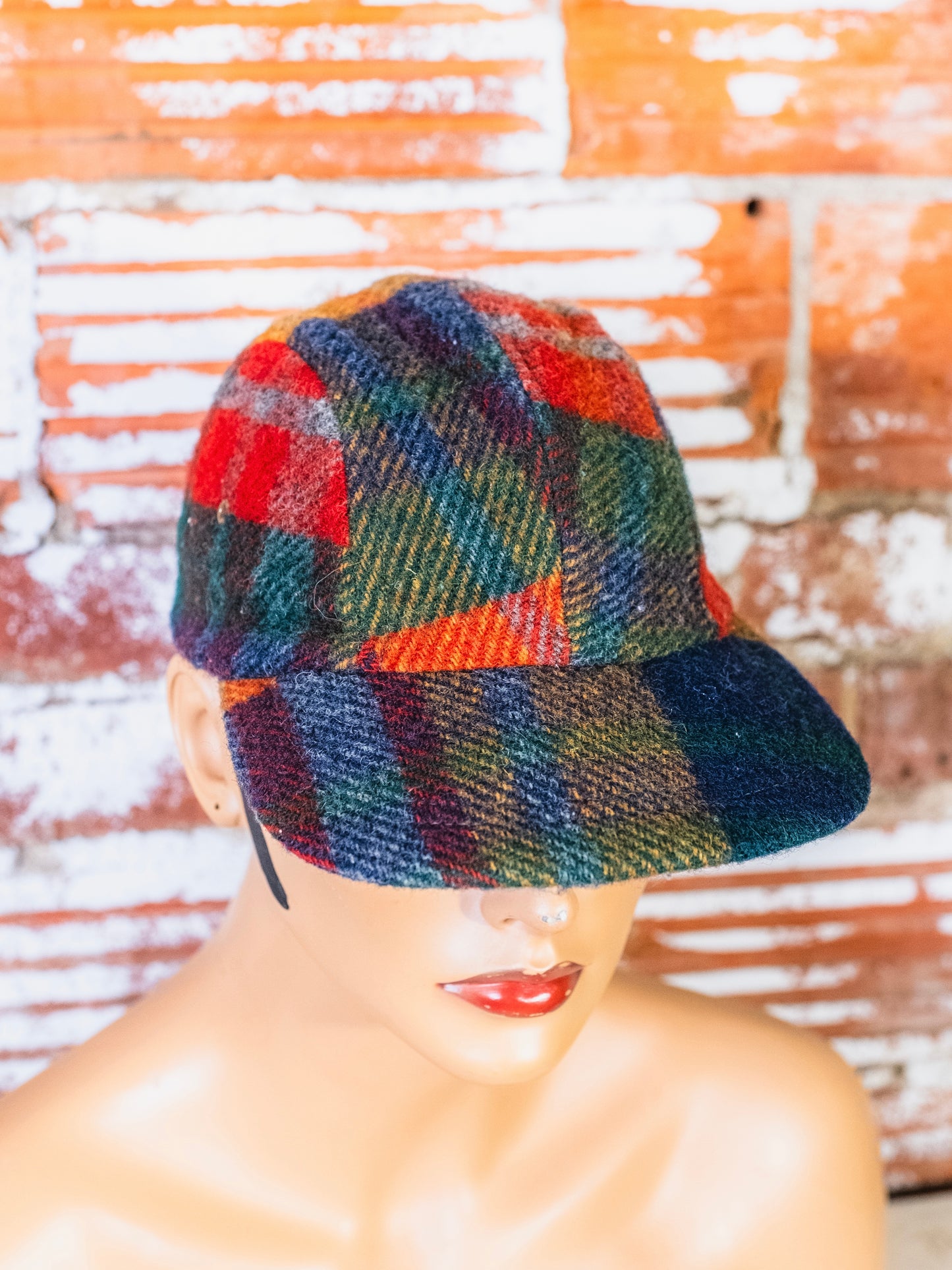 Vintage 1980s New York Hat & Cap Co. Plaid Wool Hat | Small