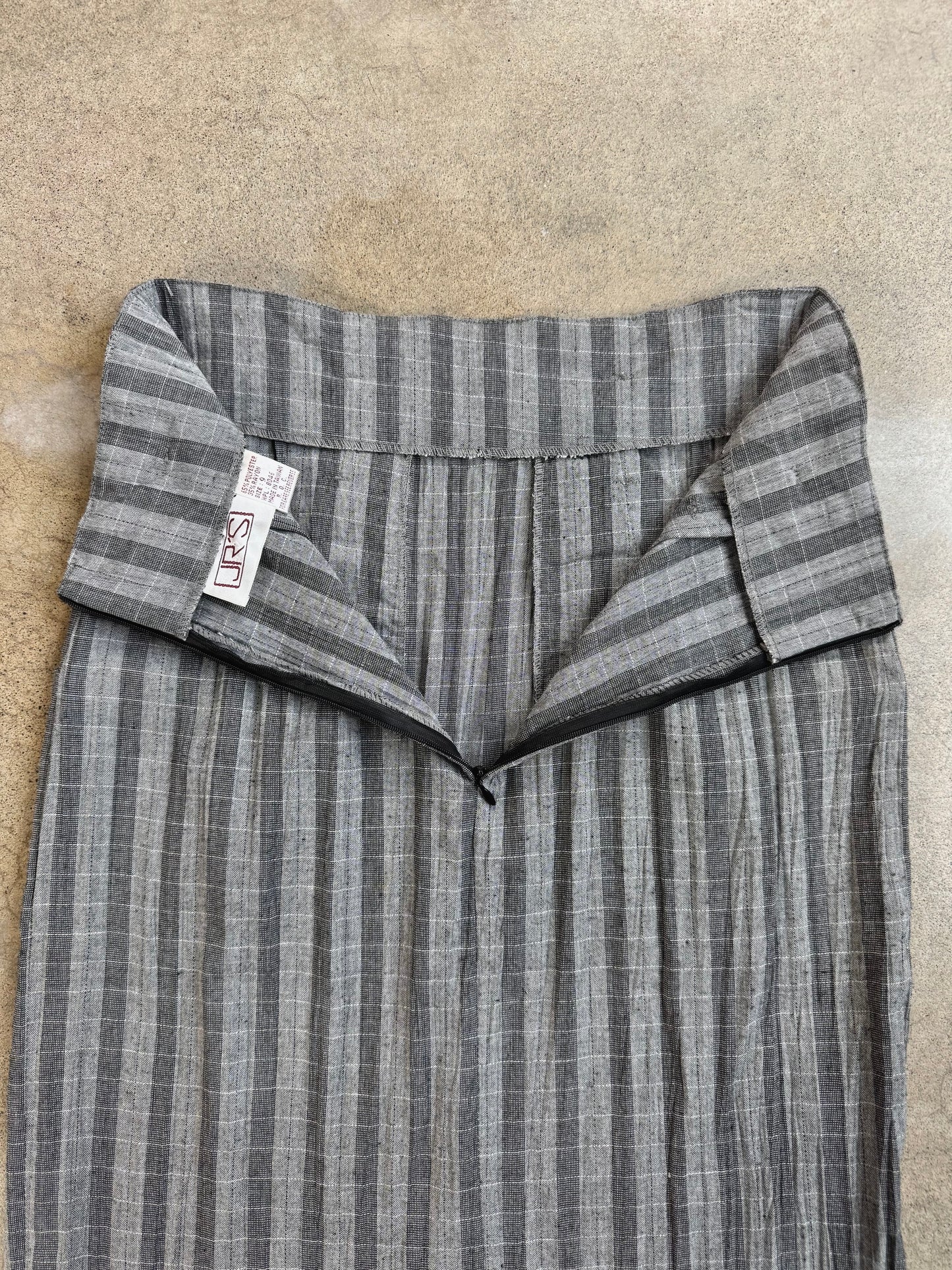 Vintage 1980s JRS Grey Plaid High-Waist Pencil Skirt | Waist 28”