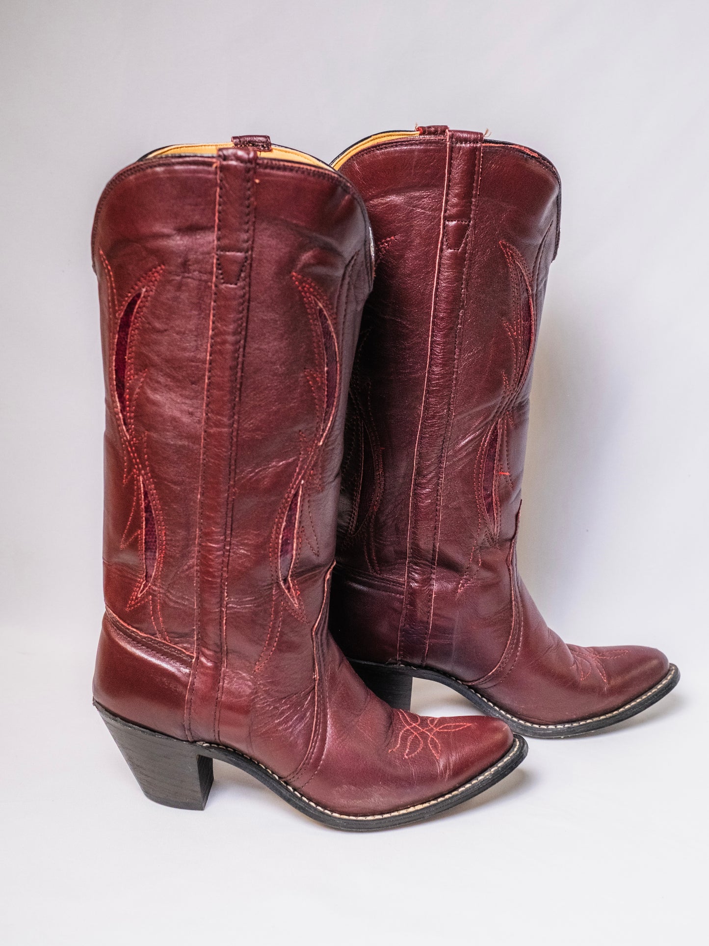 Vintage 1980s Durango Burgundy Leather Heeled Cowboy Boots | Women’s 8.5